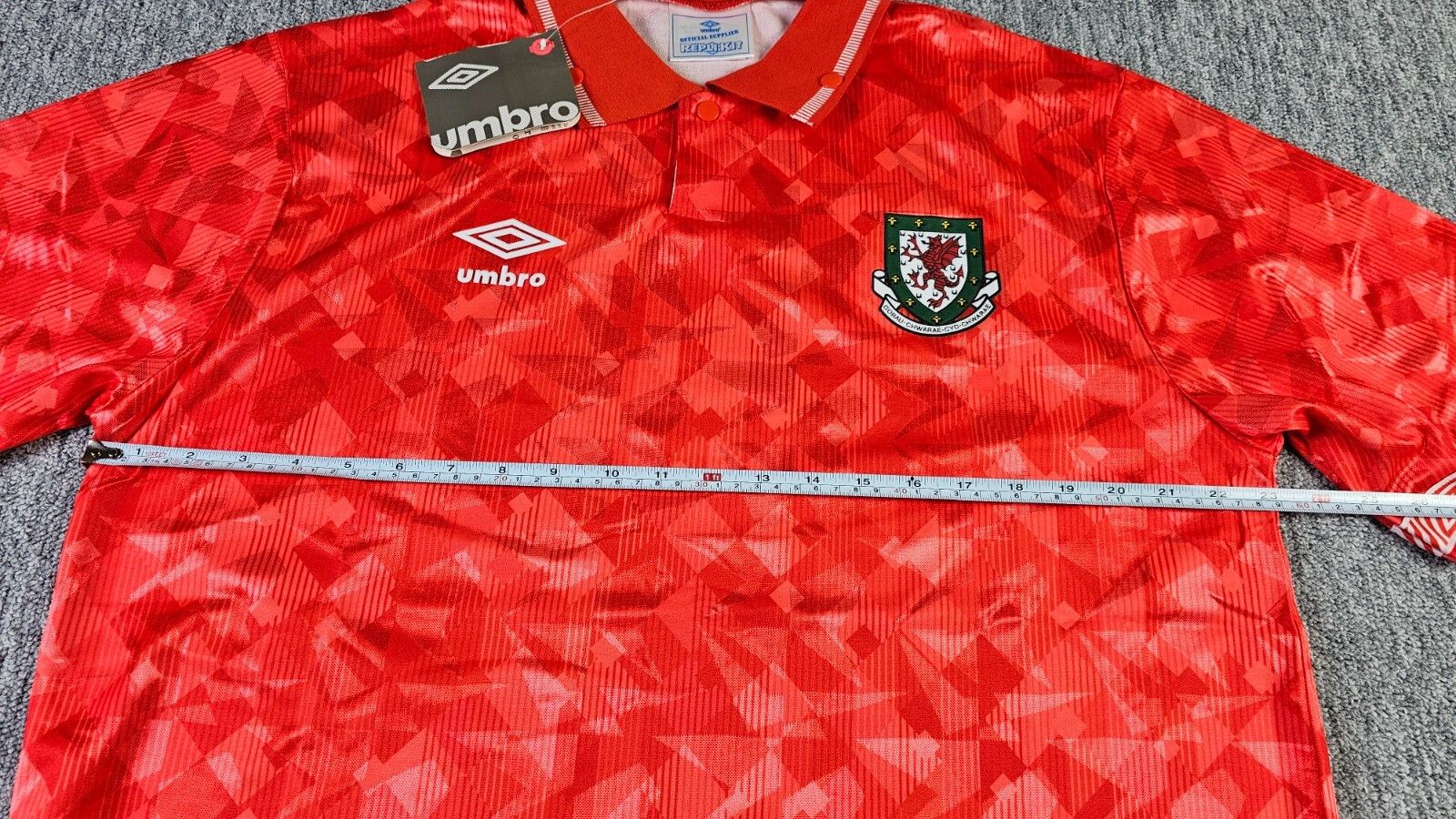 Umbro BNWT Umbro Wales 1990-92 Home Soccer Jersey NOS Vintage 2XL Size US XXL / EU 58 / 5 - 11 Thumbnail