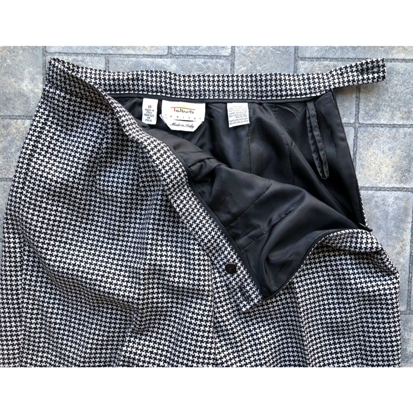 Talbots Talbots Petites Women’s Pants Size 10 Made In Italy 100% Wool Houndstooth B/W Shirt Pants? Size 32" / US 10 / IT 46 - 4 Thumbnail