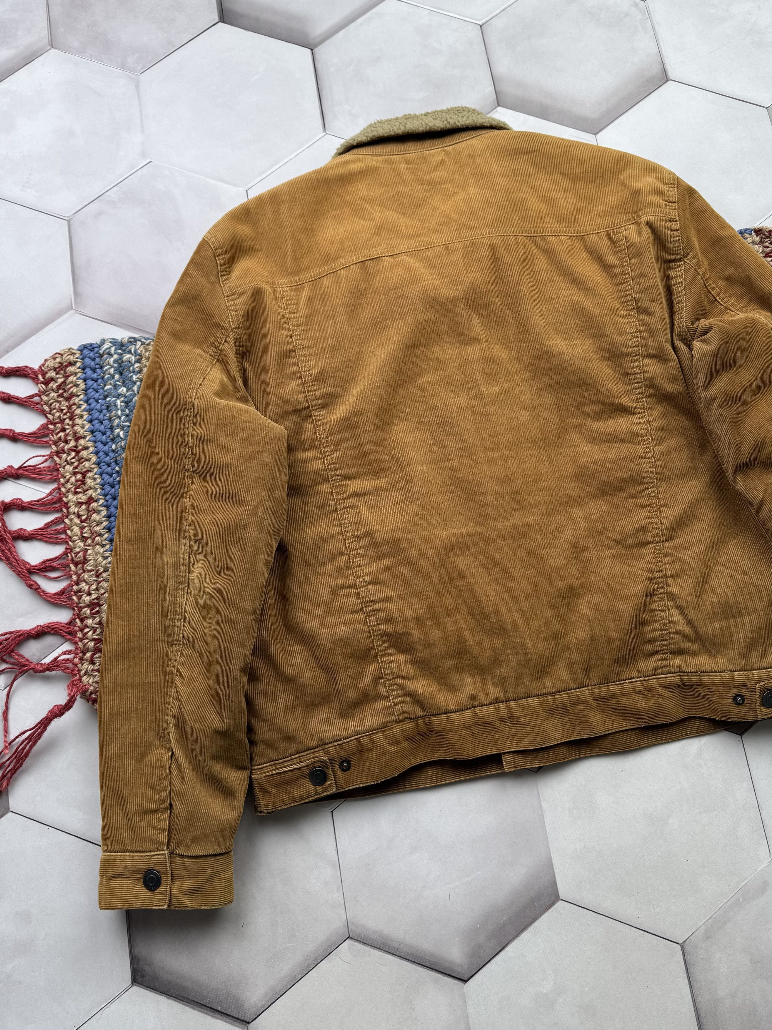 Gap Gap Vintage Corduroy Jacket (G7)(ES9) Size US XL / EU 56 / 4 - 9 Thumbnail