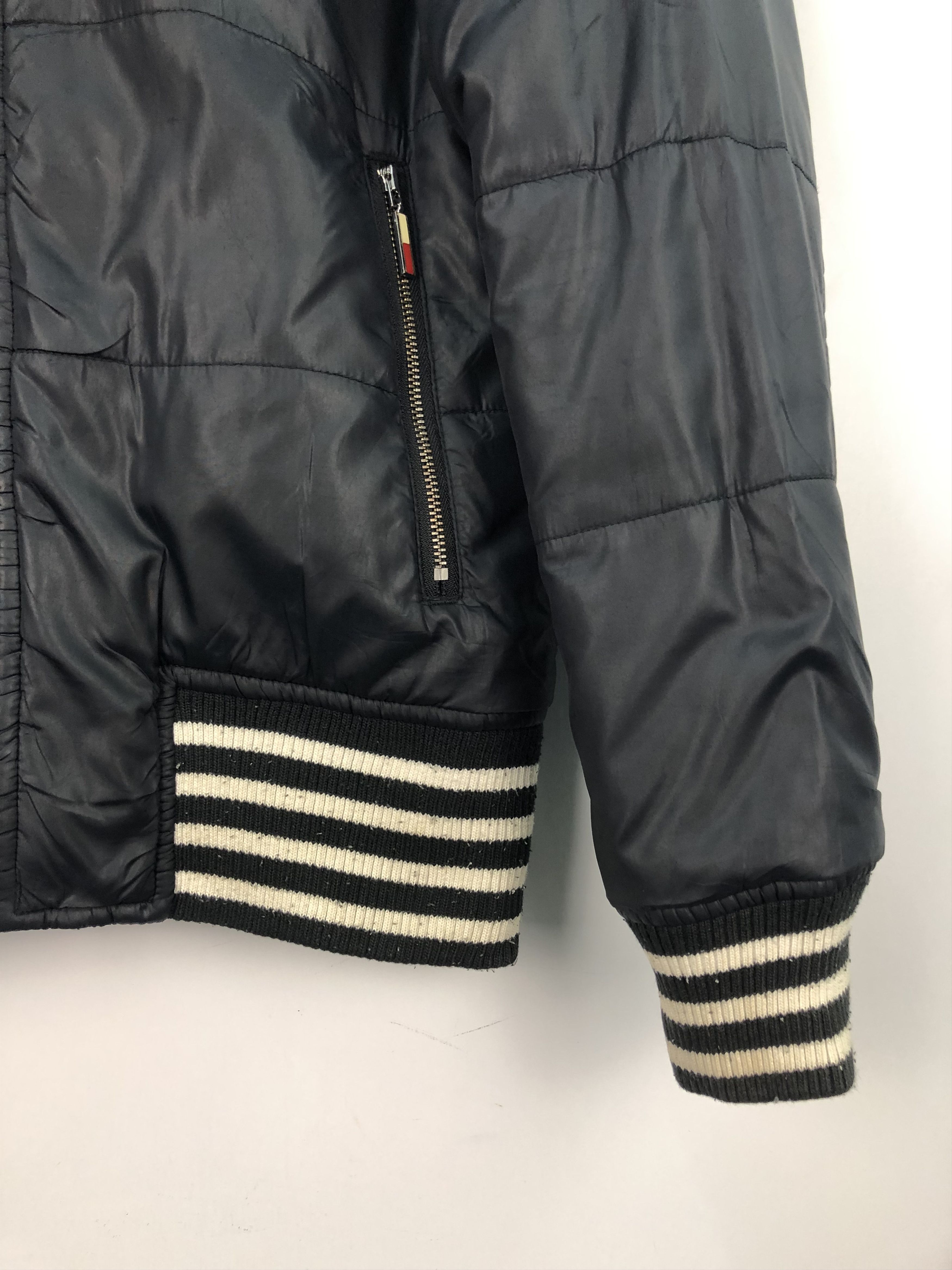 Tommy Hilfiger Tommy Hilfiger Puffer Jacket J0091 Size US S / EU 44-46 / 1 - 4 Thumbnail