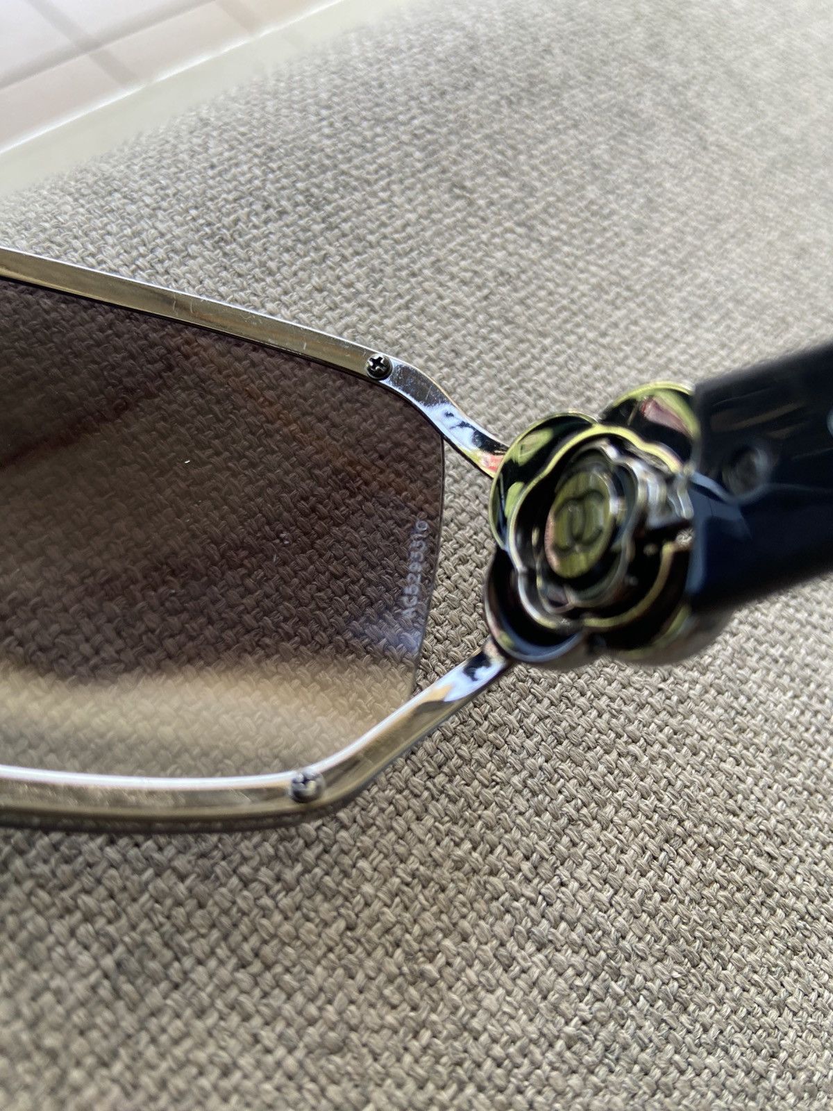 Chanel Chanel Sunglasses With Swarovski Camellia flower Size ONE SIZE - 9 Thumbnail
