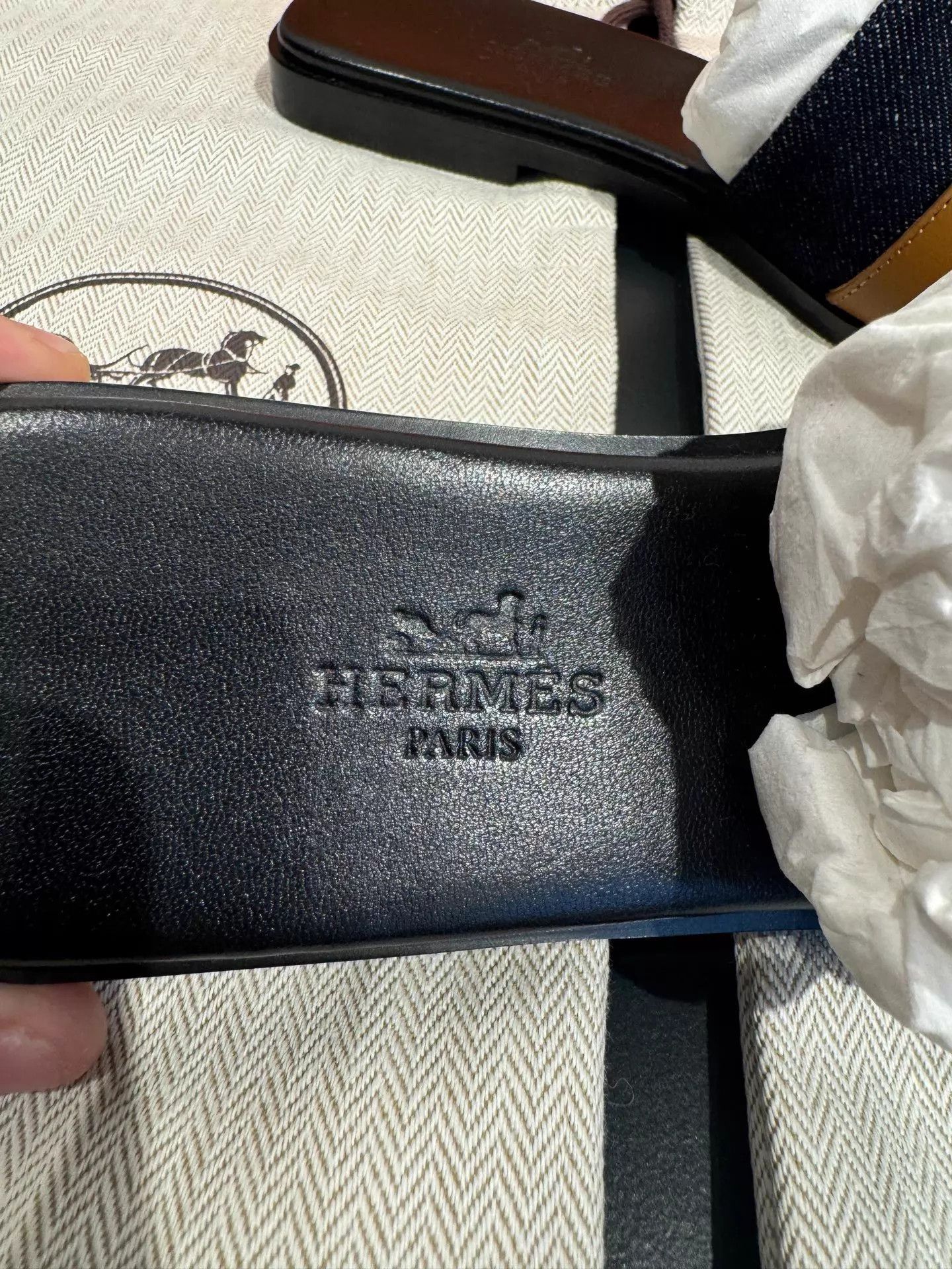 Hermes Hermès Gabriel Kelly Denim Wmns Slippers 35 New Size US 4.5 / IT 34.5 - 4 Thumbnail