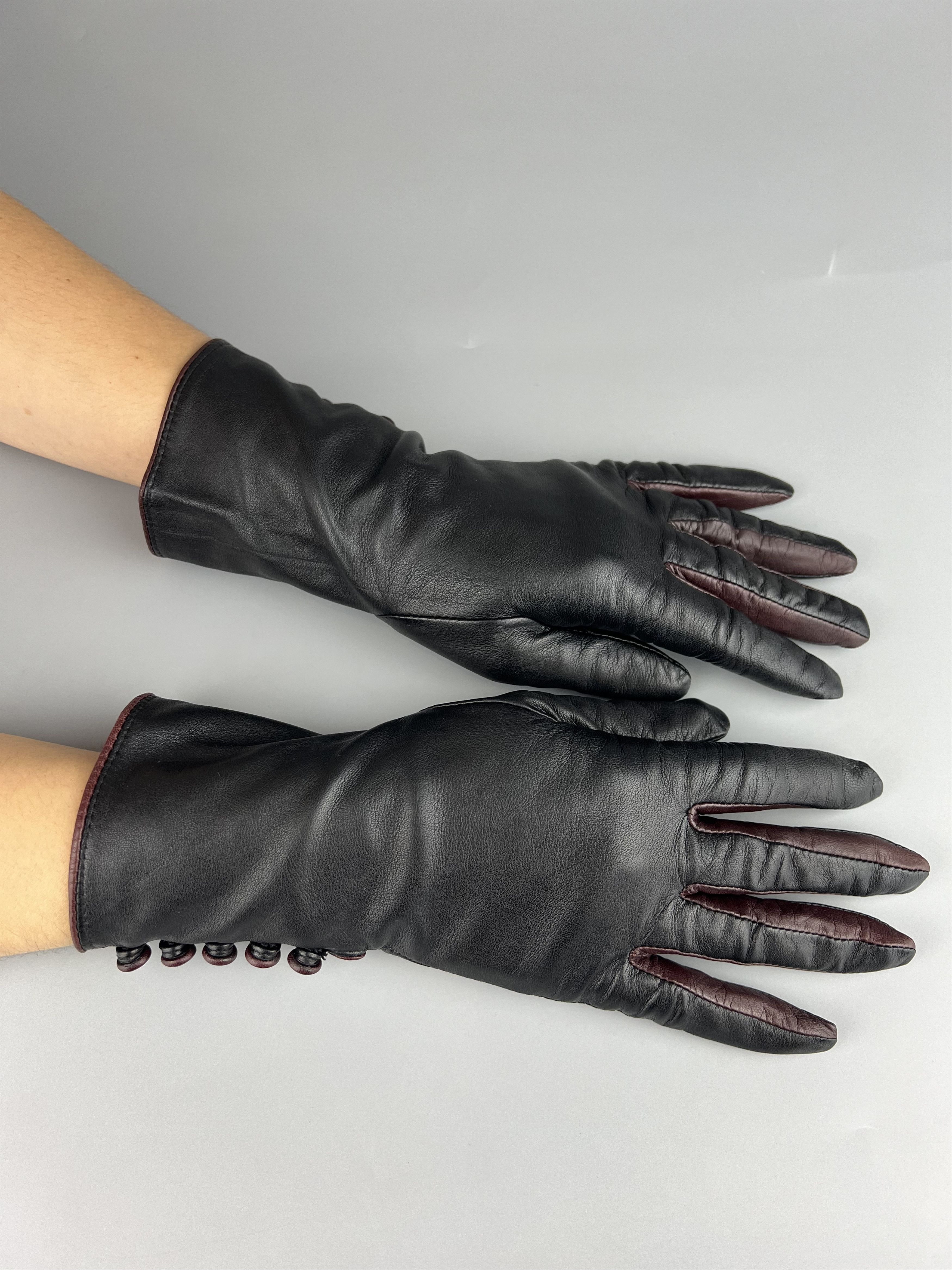 Jaeger Jaeger London Women's Black Leather Gloves Size L Silk Lined Size ONE SIZE - 3 Thumbnail