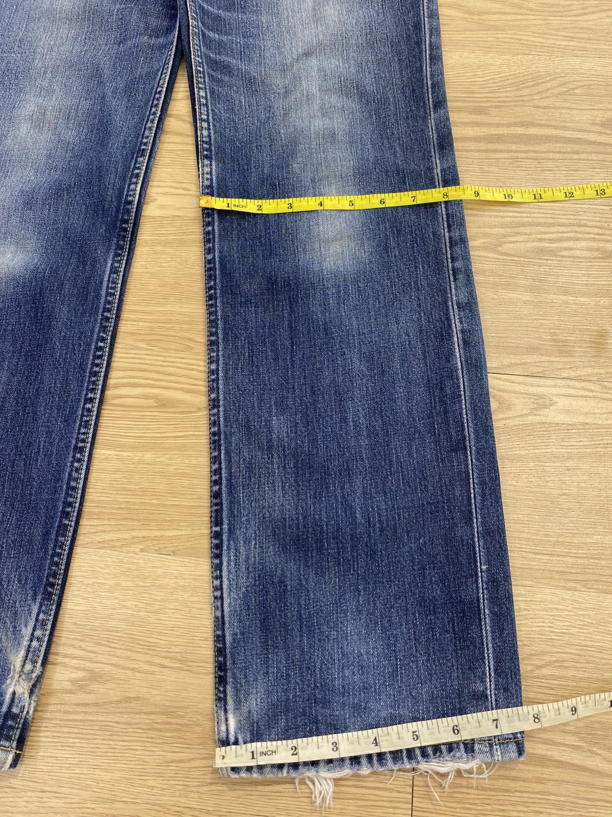 Levi's Levi’s Blue Wash Style Hairy Leg Jeans Size US 29 - 14 Thumbnail