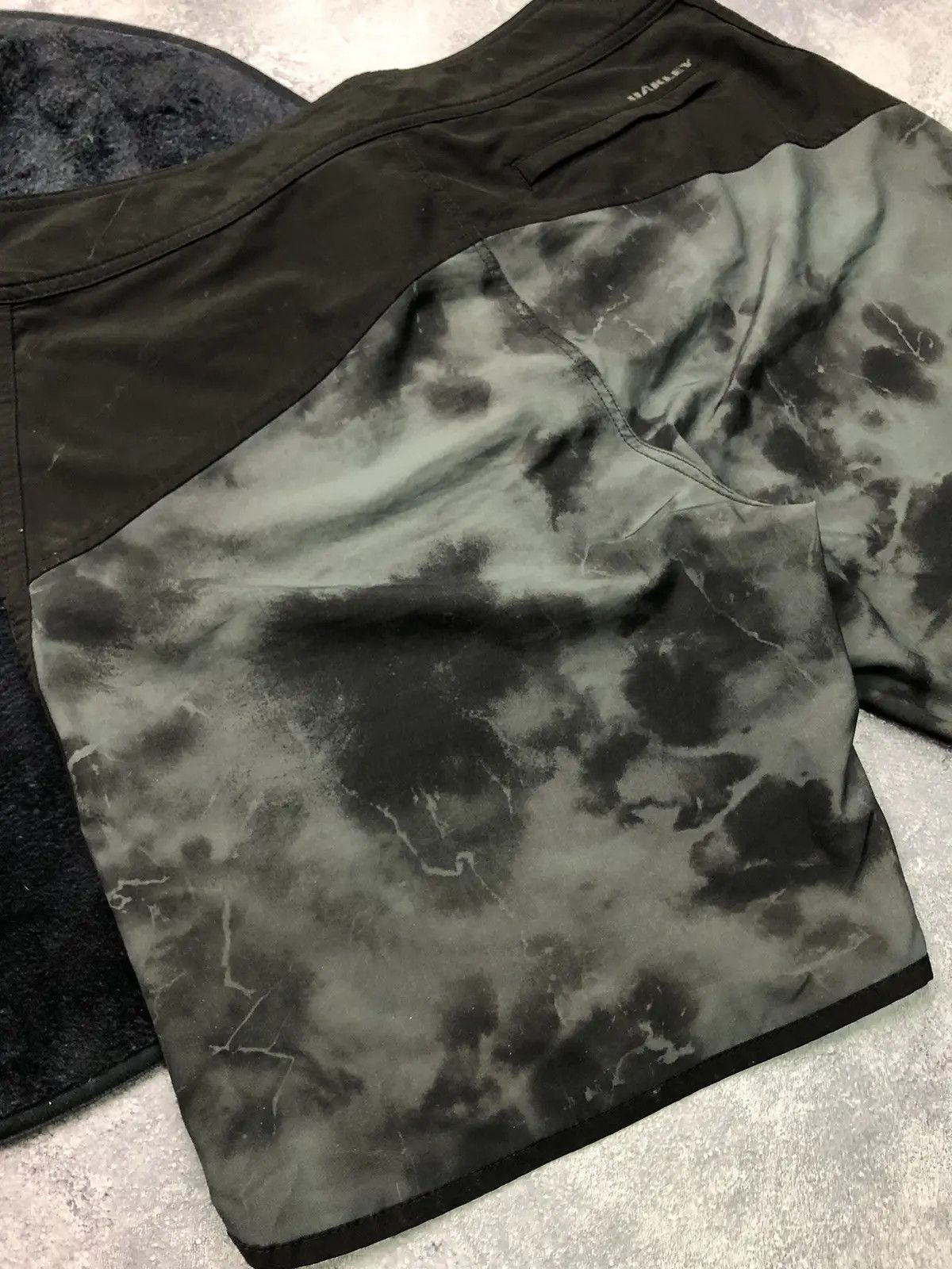 Oakley OAKLEY Swimming Beach Serf Shorts Mini Logo Streetwear Size US 34 / EU 50 - 12 Thumbnail