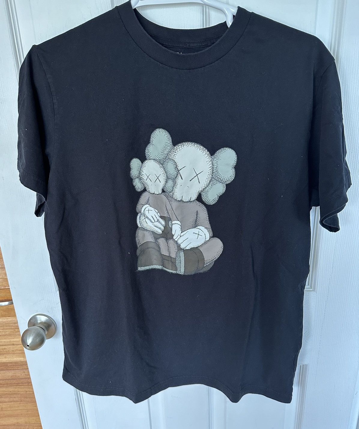 Japanese Brand × Kaws × Uniqlo UNIQLO X KAWS Father and Son tee shirt Size US XL / EU 56 / 4 - 1 Thumbnail