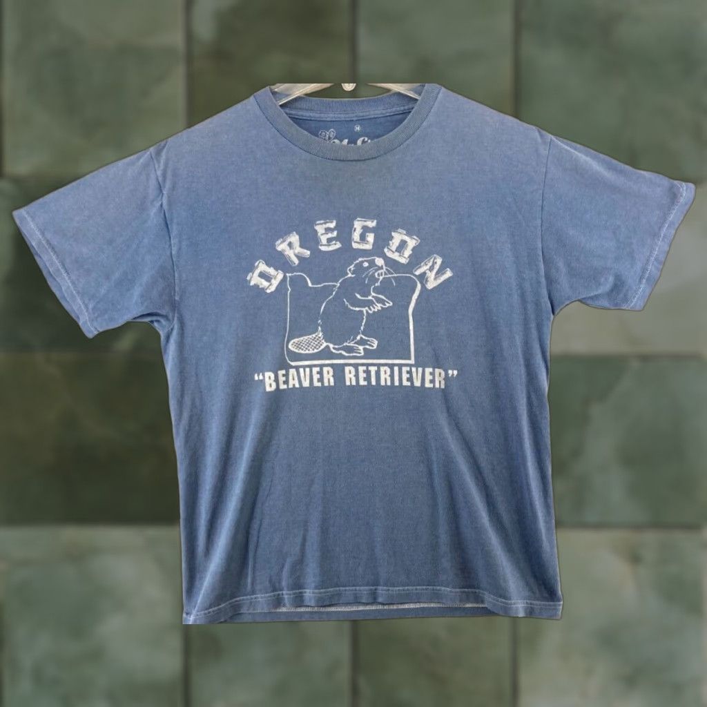 Vintage Mr Chips Mens TShirt M Blue Oregon Beaver Retriever Shirt Adult Medium Blue Nike-style? Size US M / EU 48-50 / 2 - 1 Thumbnail
