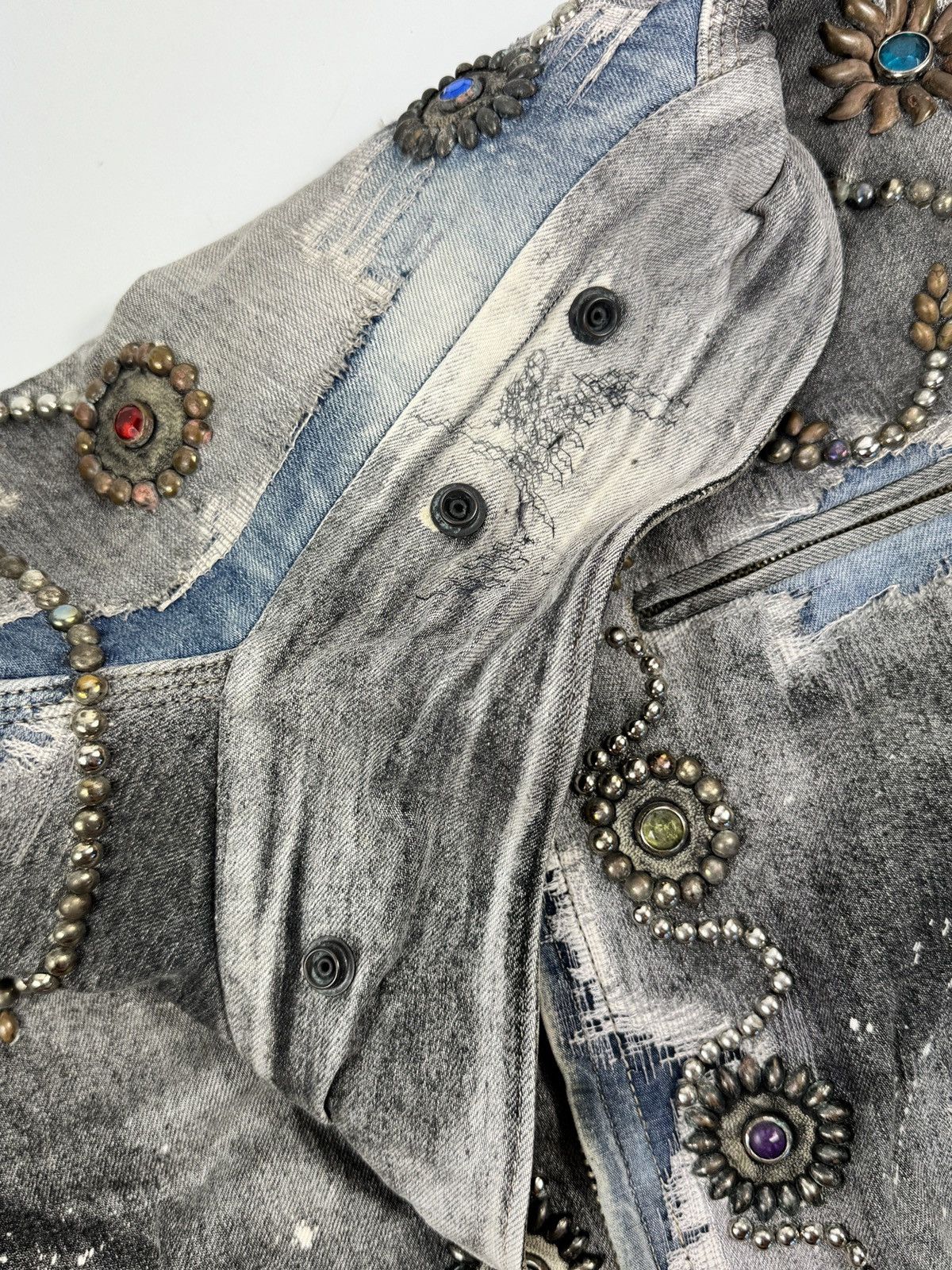 Proleta Re Art EMBELLISHED LEATHER DETAIL HANDMADE 1/1 DENIM JACKET Size US L / EU 52-54 / 3 - 7 Thumbnail