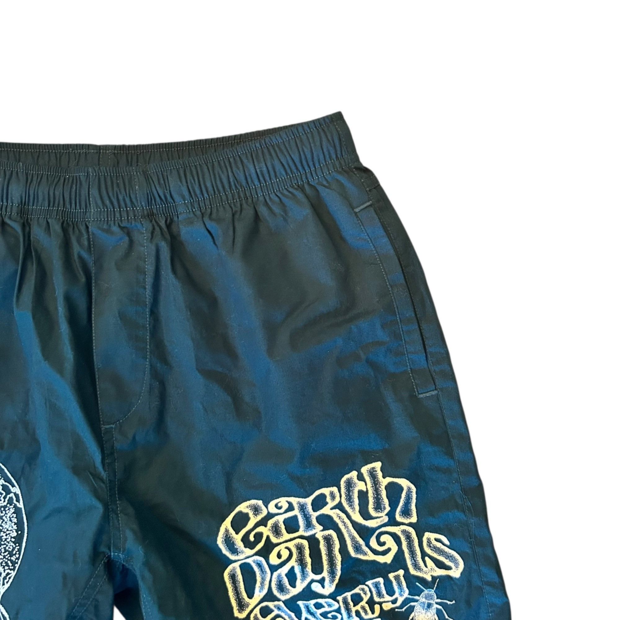 Other Kingdom Wildlife Earth Day Is Everyday Shorts S Size US 29 - 2 Thumbnail