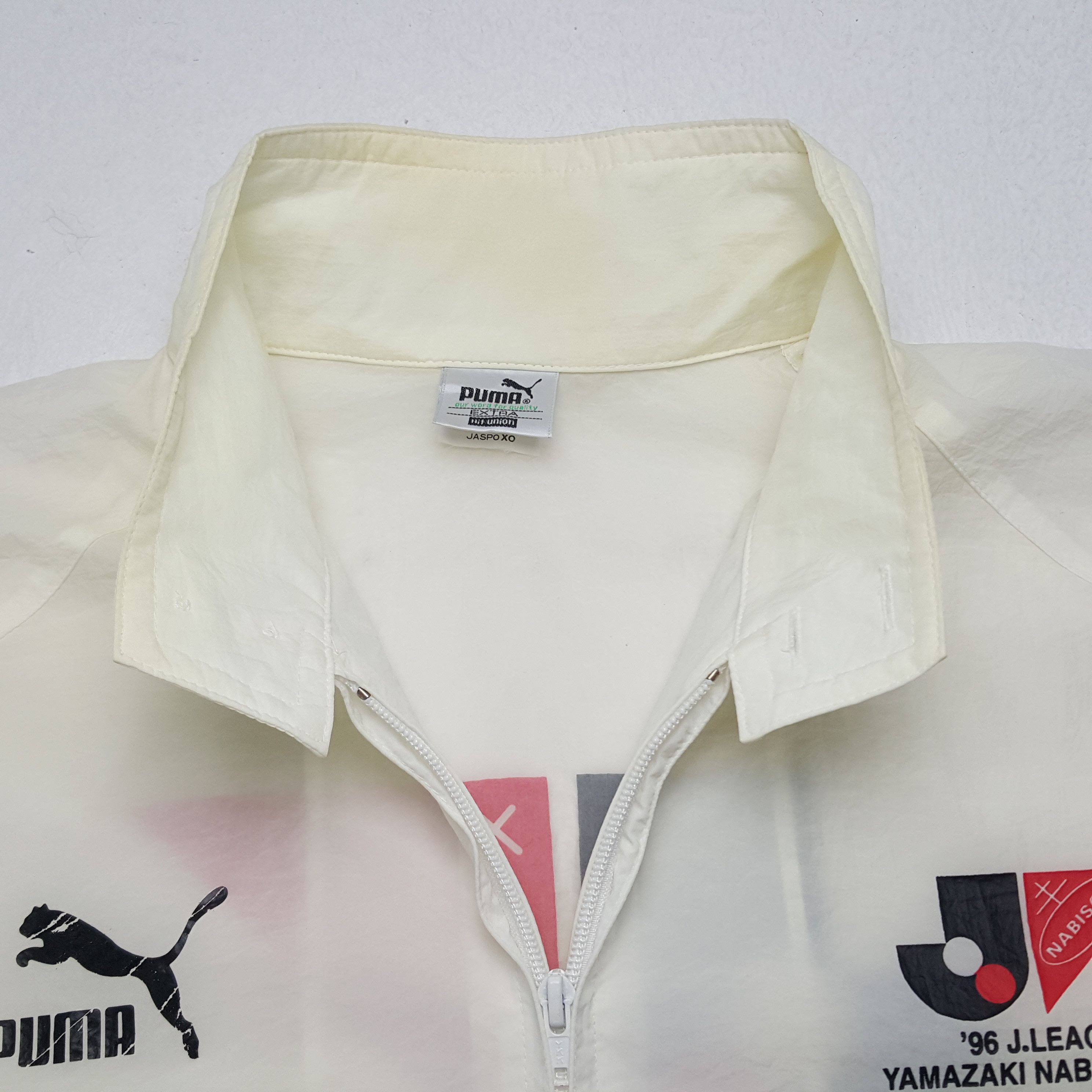 Puma × Vintage Vintage Puma Japan Football 1996 Yamazaki Nabisco Cup Jacket Size US L / EU 52-54 / 3 - 5 Thumbnail