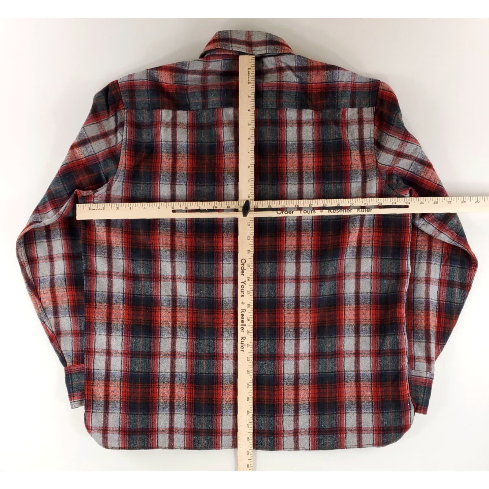 Arrow Arrow Button Up Shirt Wool Blend Flannel Loop Collar Multicolor Red Gray Blue Green Mens L Shirt Size US L / EU 52-54 / 3 - 8 Thumbnail