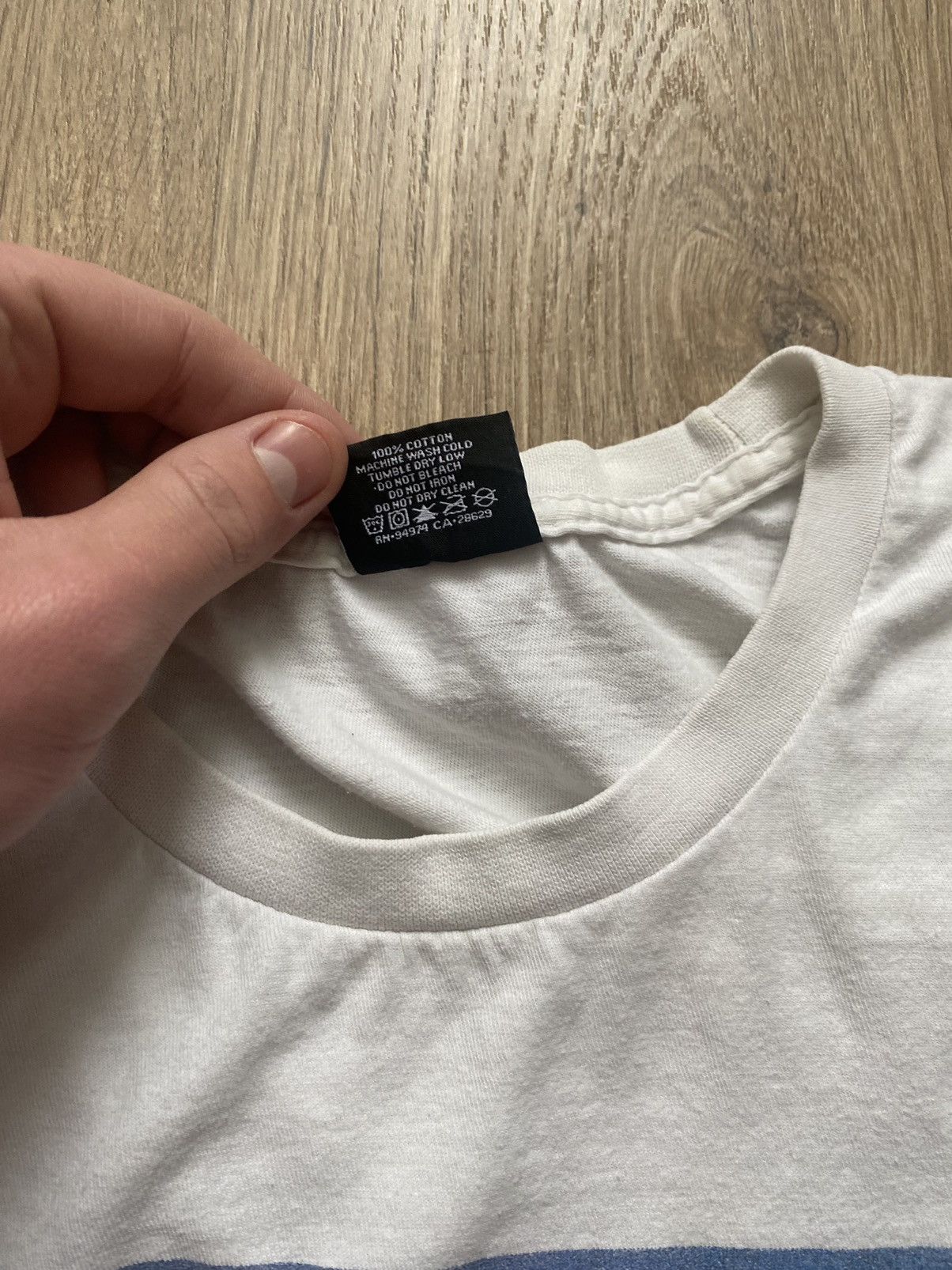 Stussy × Vintage Vintage Stussy Y2K big logo tee shirt rare Sakura! Size US M / EU 48-50 / 2 - 6 Thumbnail