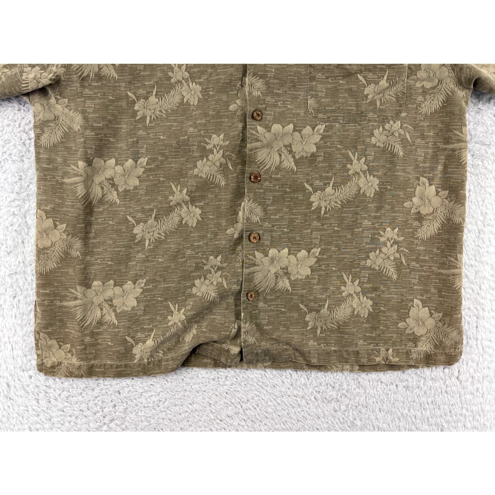 Tommy Bahama VINTAGE Tommy Bahama Shirt Mens Extra Large Beige Floral Hawaiian Button Up Silk Camp Size US XL / EU 56 / 4 - 5 Thumbnail