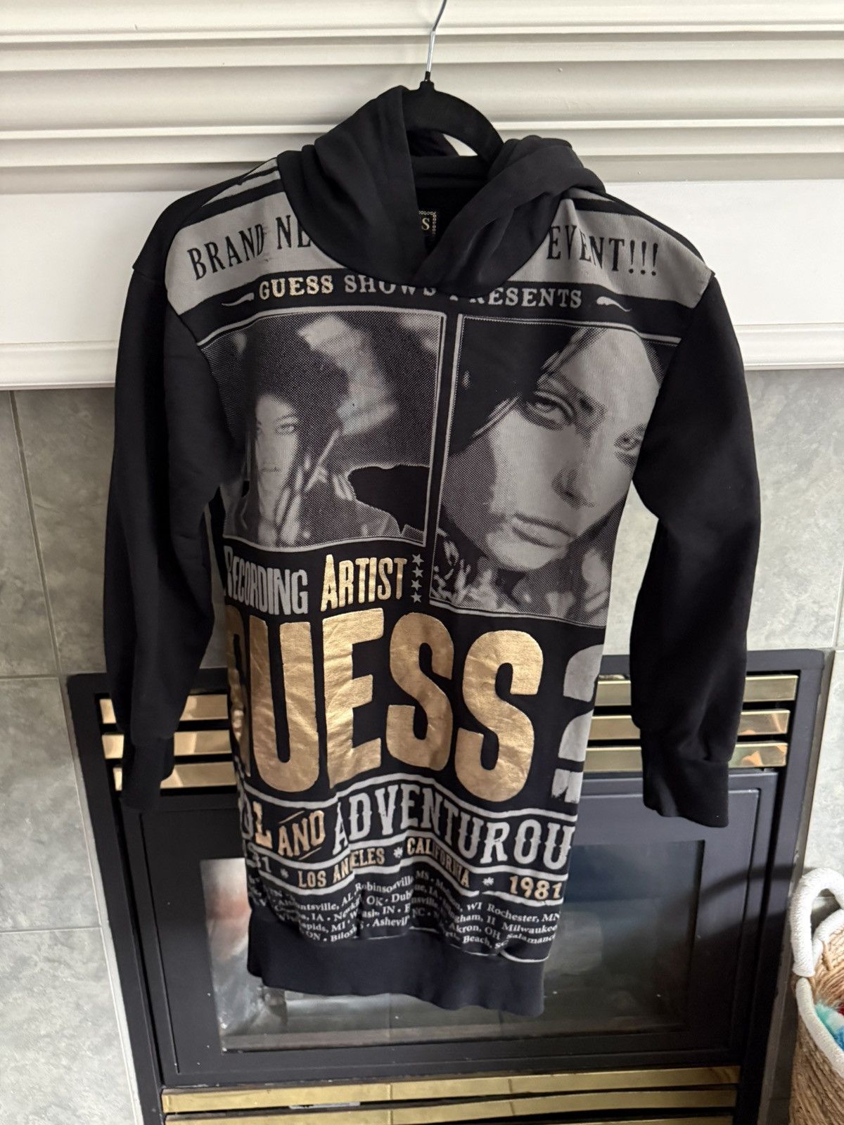 Guess GUESS Black Long Sweatshirt/Tunic - Size 12 Size M / US 6-8 / IT 42-44 - 1 Thumbnail