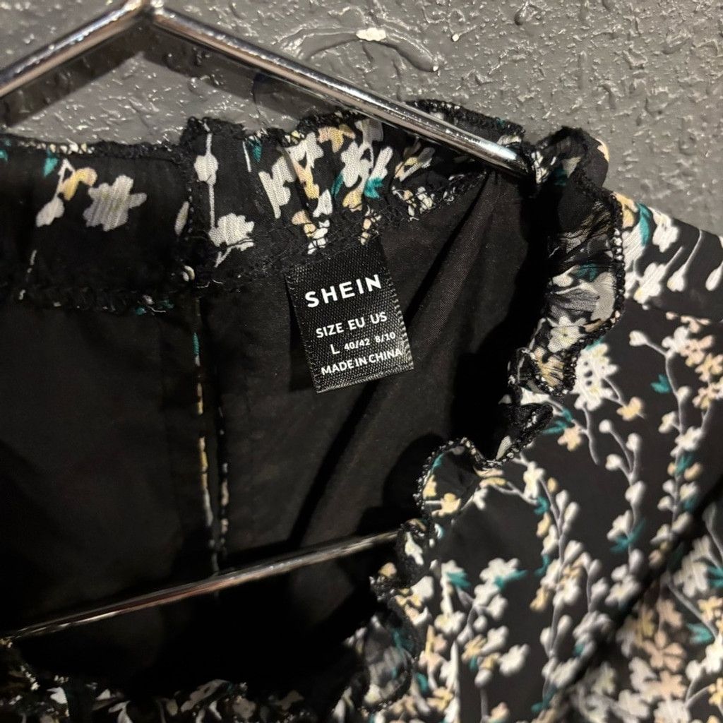 Shein SHEIN Black Floral Smocked Neck Babydoll Dress Size L / US 10 / IT 46 - 3 Thumbnail