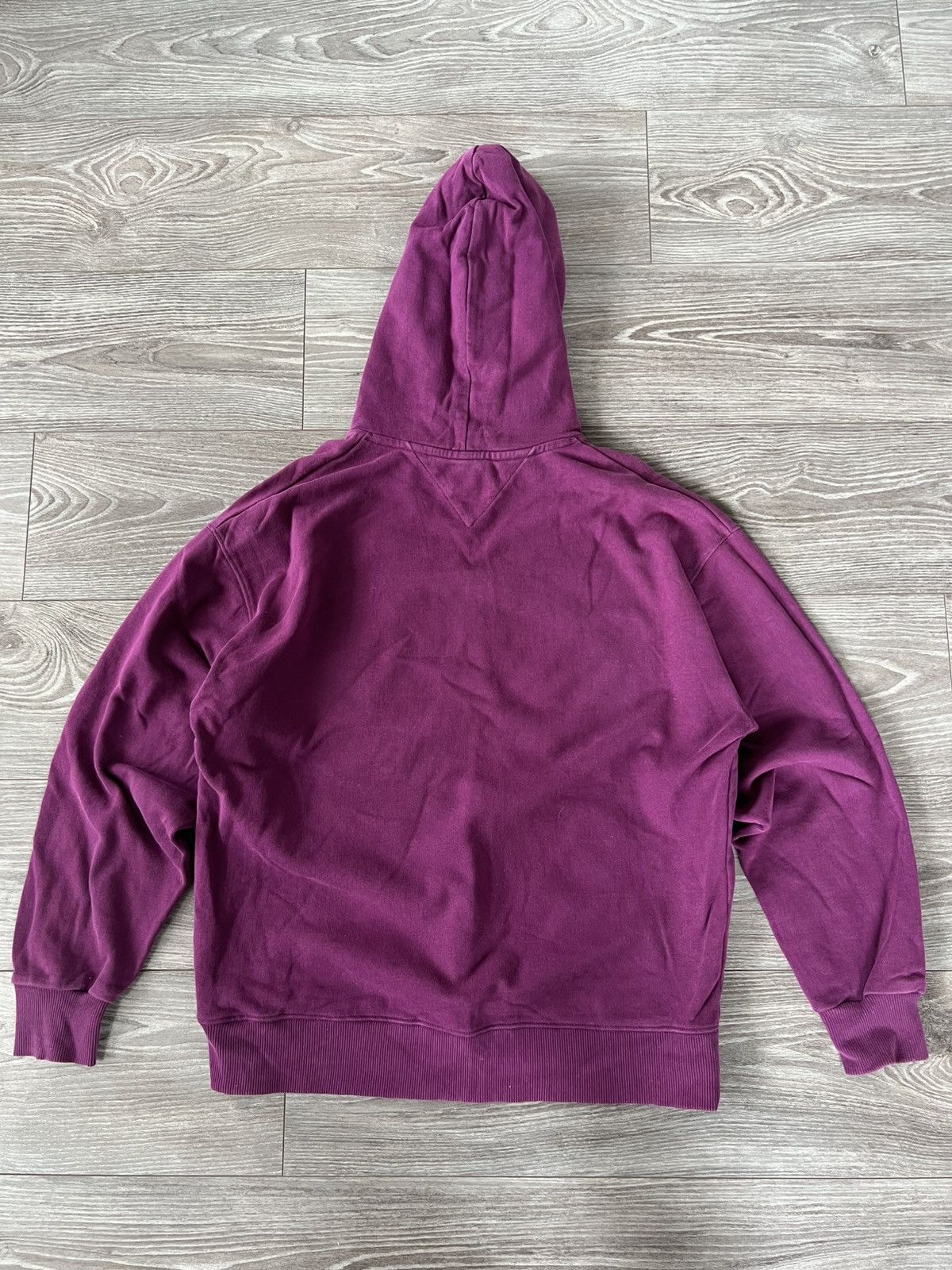 Tommy Hilfiger Tommy Hilfiger Jeans Signature Big Logo Purple Hoodie Size US L / EU 52-54 / 3 - 22 Thumbnail