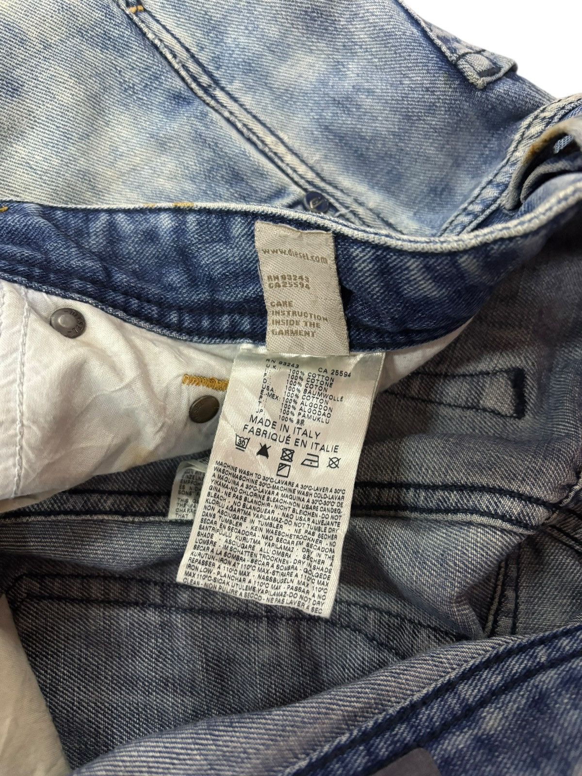 Diesel × Diesel Black Gold 90s Vtg Diesel Black Tag Destroyed Acid Washed Jeans Size US 31 - 7 Thumbnail