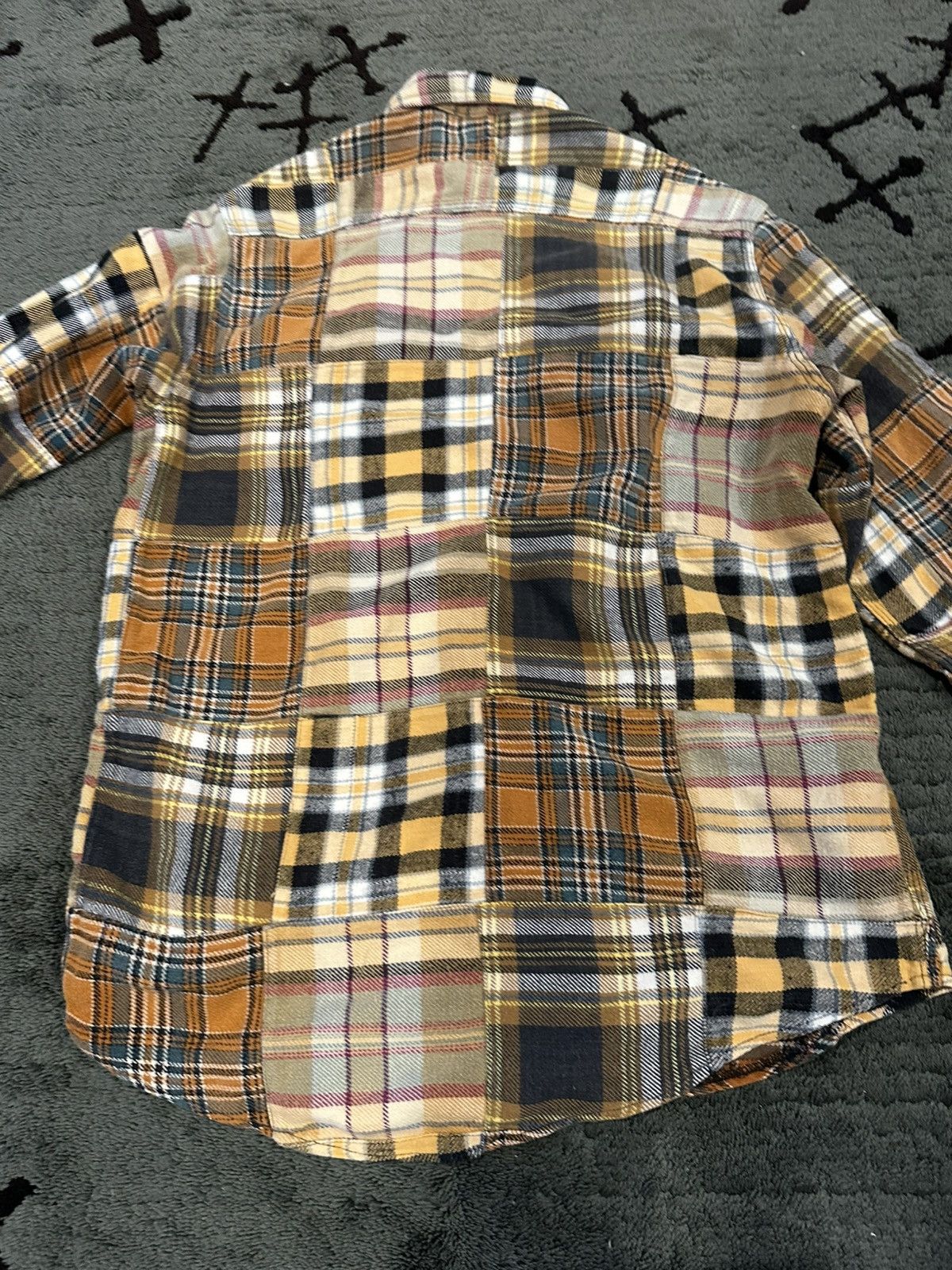 Nepenthes Nepenthes By Hoggs Patchwork Cut and Sew Flannel Needles Size US S / EU 44-46 / 1 - 9 Thumbnail