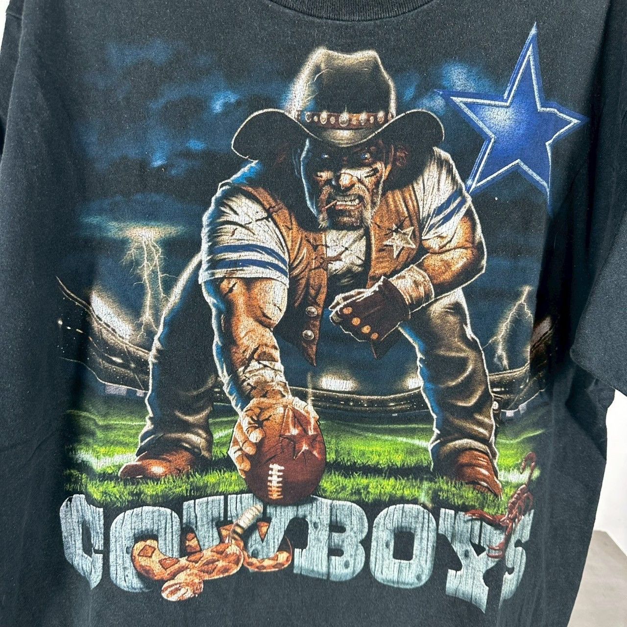 Vintage Vintage 90s Dallas Cowboys Liquid Blue NFL Graphic T-Shirt Size US XL / EU 56 / 4 - 2 Thumbnail