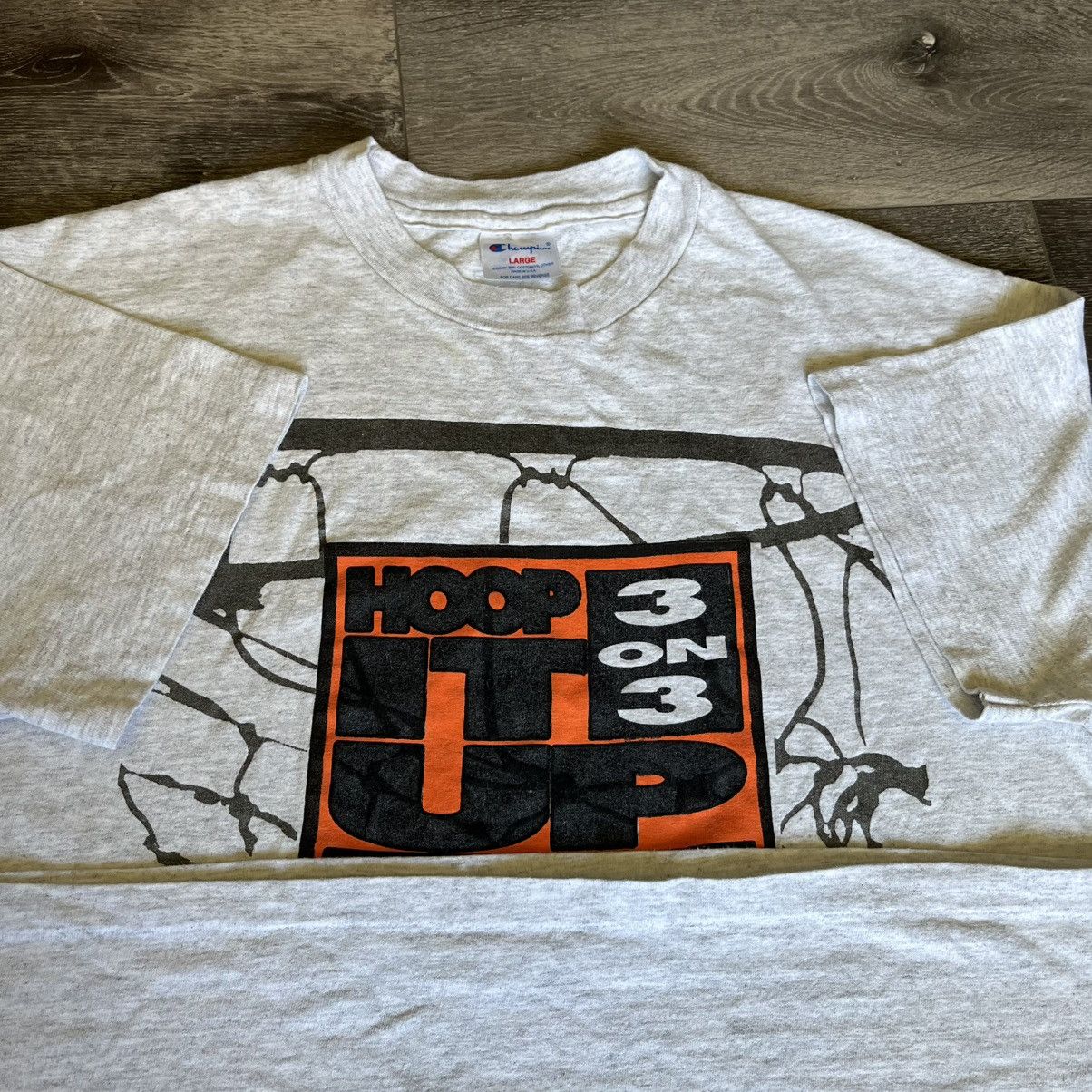Champion Vintage 1990s Champion Hoop it up 3 on 3 Basketball Logo Tee Size US L / EU 52-54 / 3 - 7 Thumbnail