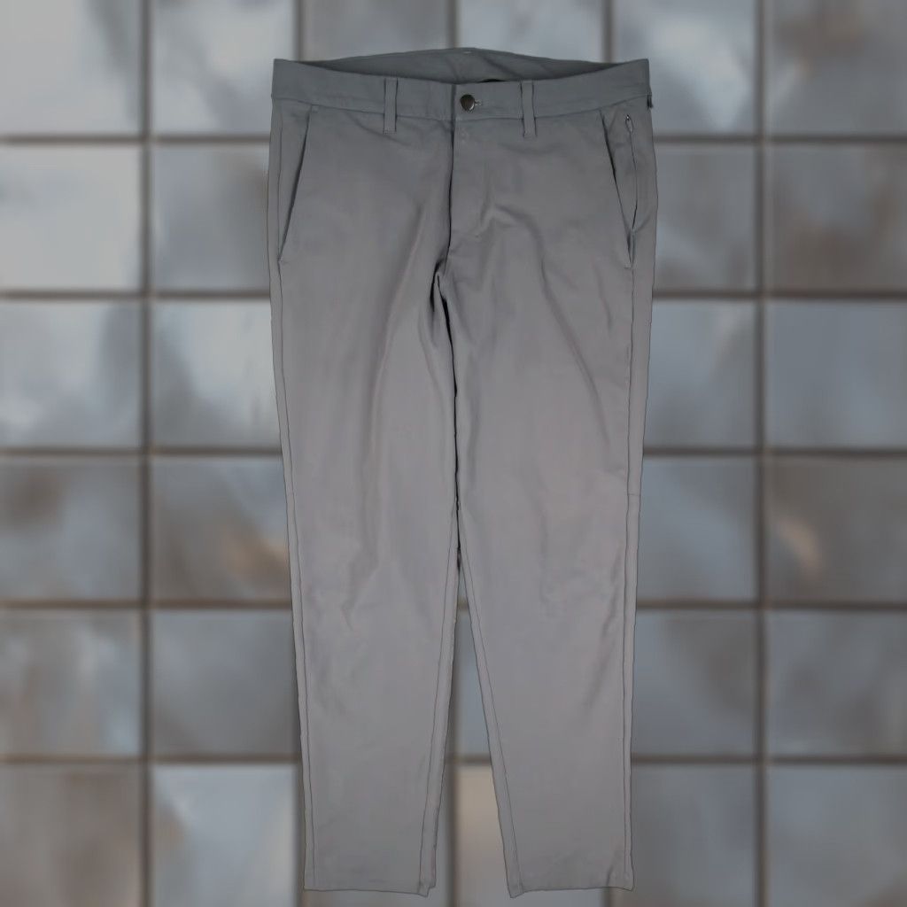 Lululemon Lululemon Pants Mens 34x31 Gray Commission Slim Leg Travel Golf Performance Size US 34 / EU 50 - 1 Thumbnail
