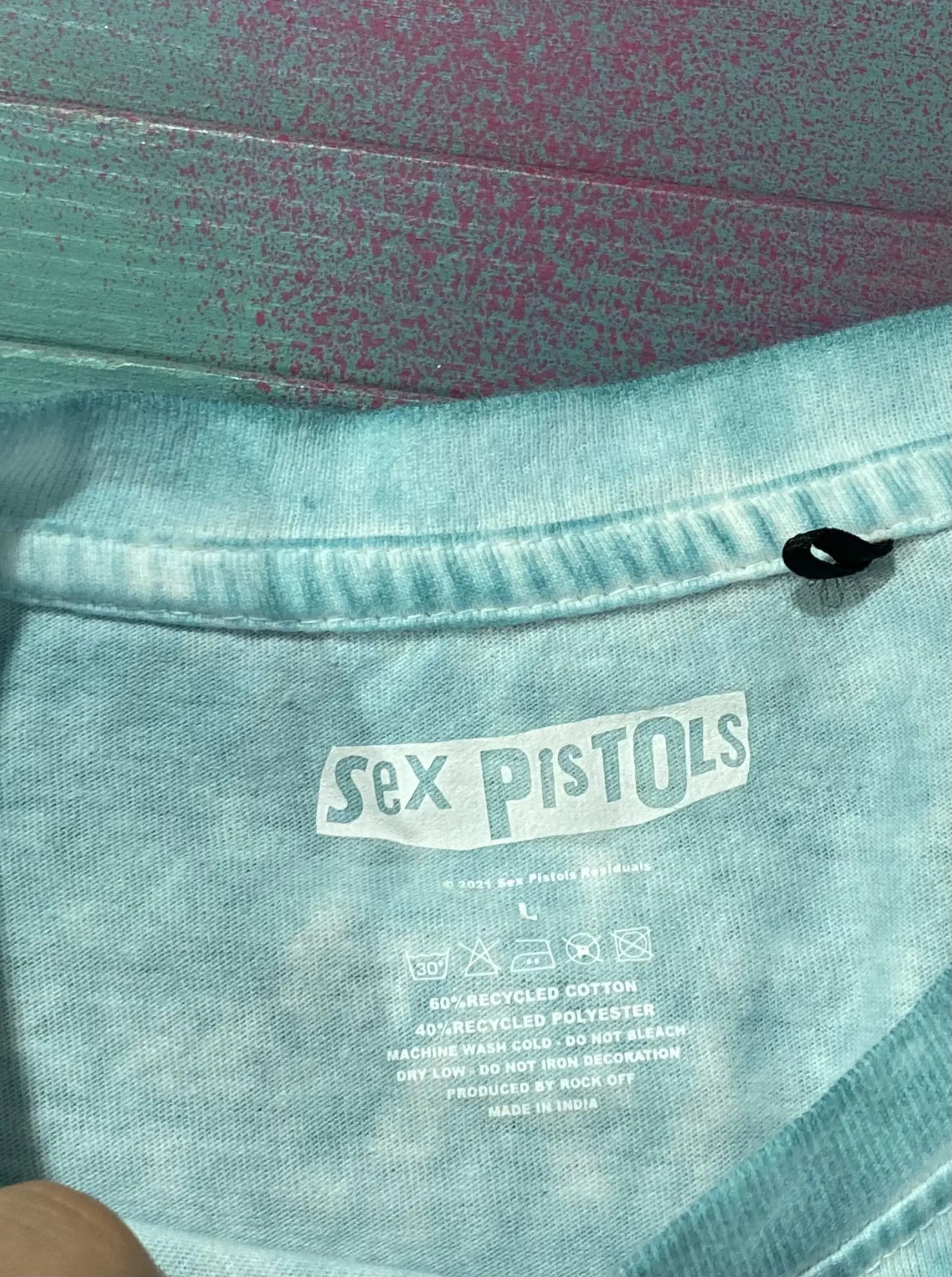 Band Tees Vintage Y2K Sex Pistols Never Mind The Bollocks T-shirt Size US M / EU 48-50 / 2 - 3 Thumbnail