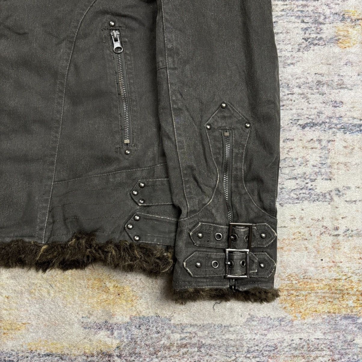 In The Attic In The Attic bondage riders trim fur jacket vkei style Size US L / EU 52-54 / 3 - 6 Thumbnail