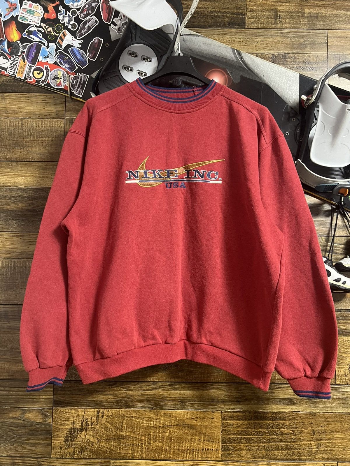 Nike NIKE INC.USA Rare Vintage Crewneck Sweatshirt Y2K Size US L / EU 52-54 / 3 - 2 Thumbnail