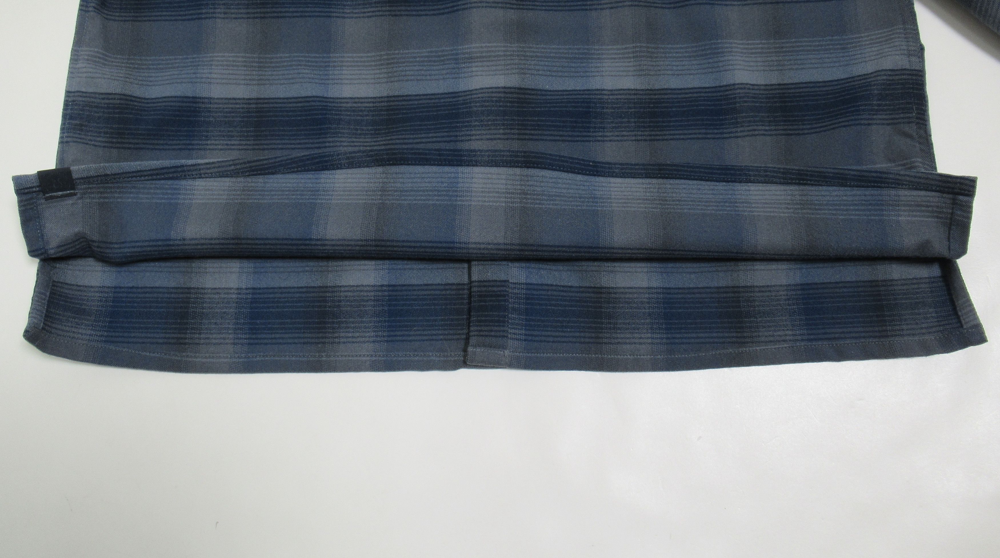 Lululemon Lululemon Men's Masons Peak Flannel Long Sleeve Shirt Size US M / EU 48-50 / 2 - 11 Thumbnail