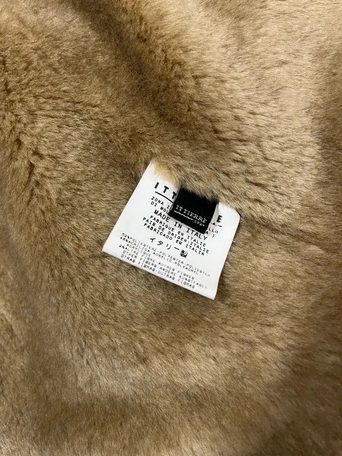 Dolce & Gabbana 2000s Dolce & Gabbana Beige Shearling Jacket Size US S / EU 44-46 / 1 - 10 Thumbnail