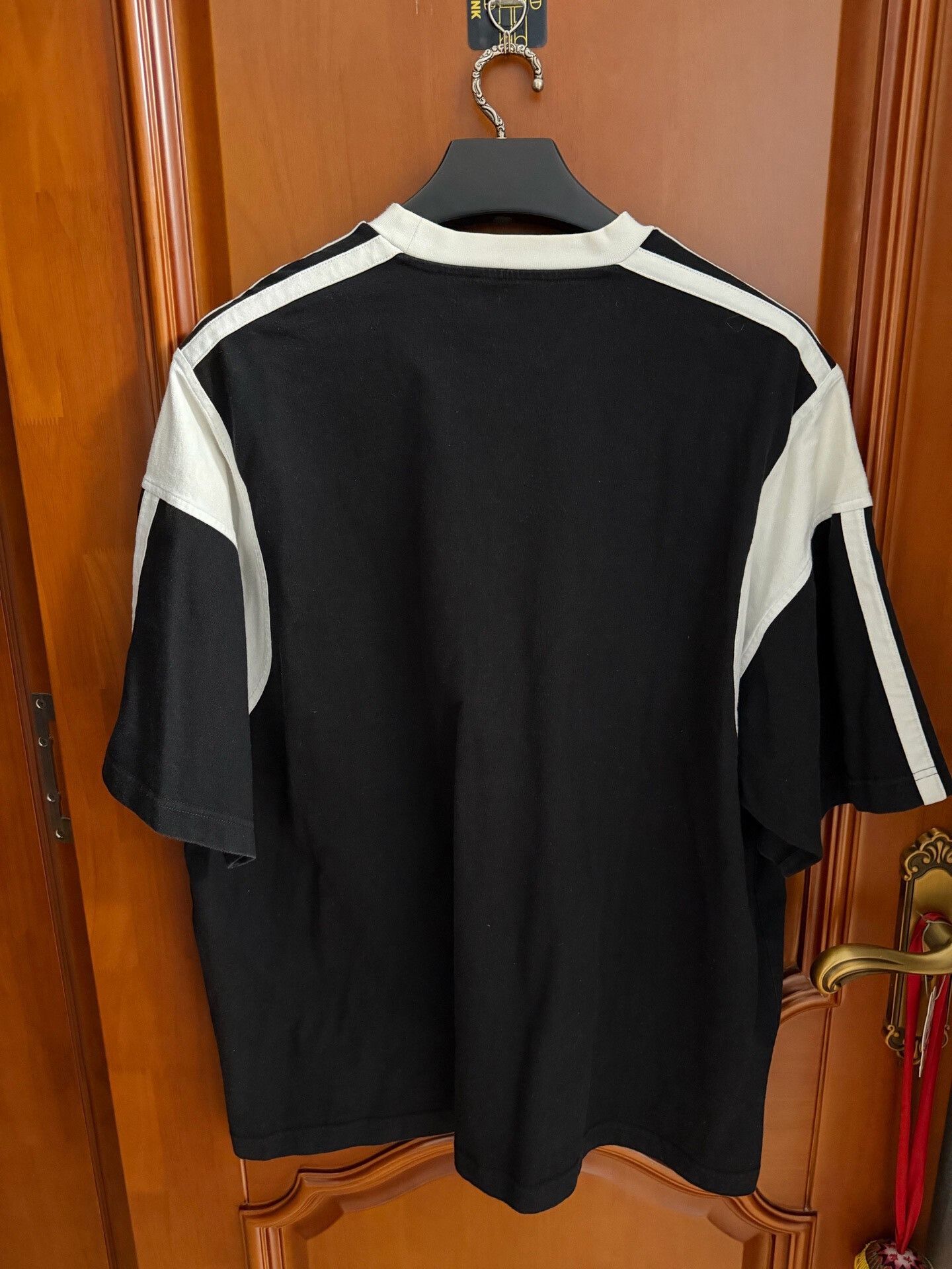 Balenciaga Balenciaga Color Block Logo Short Sleeve T-shirt Size US S / EU 44-46 / 1 - 2 Thumbnail
