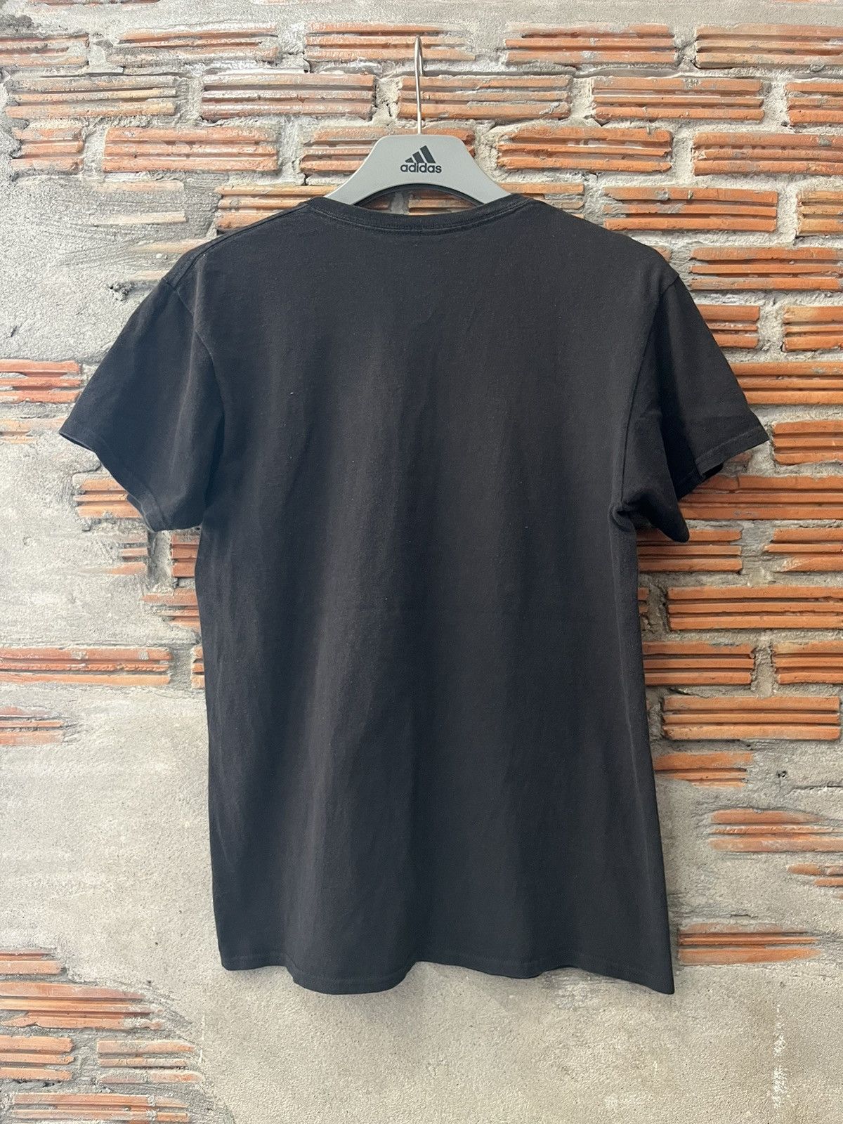Band Tees Deftones around the fur reprint Album 1997’s Band tshirt Size US M / EU 48-50 / 2 - 8 Thumbnail