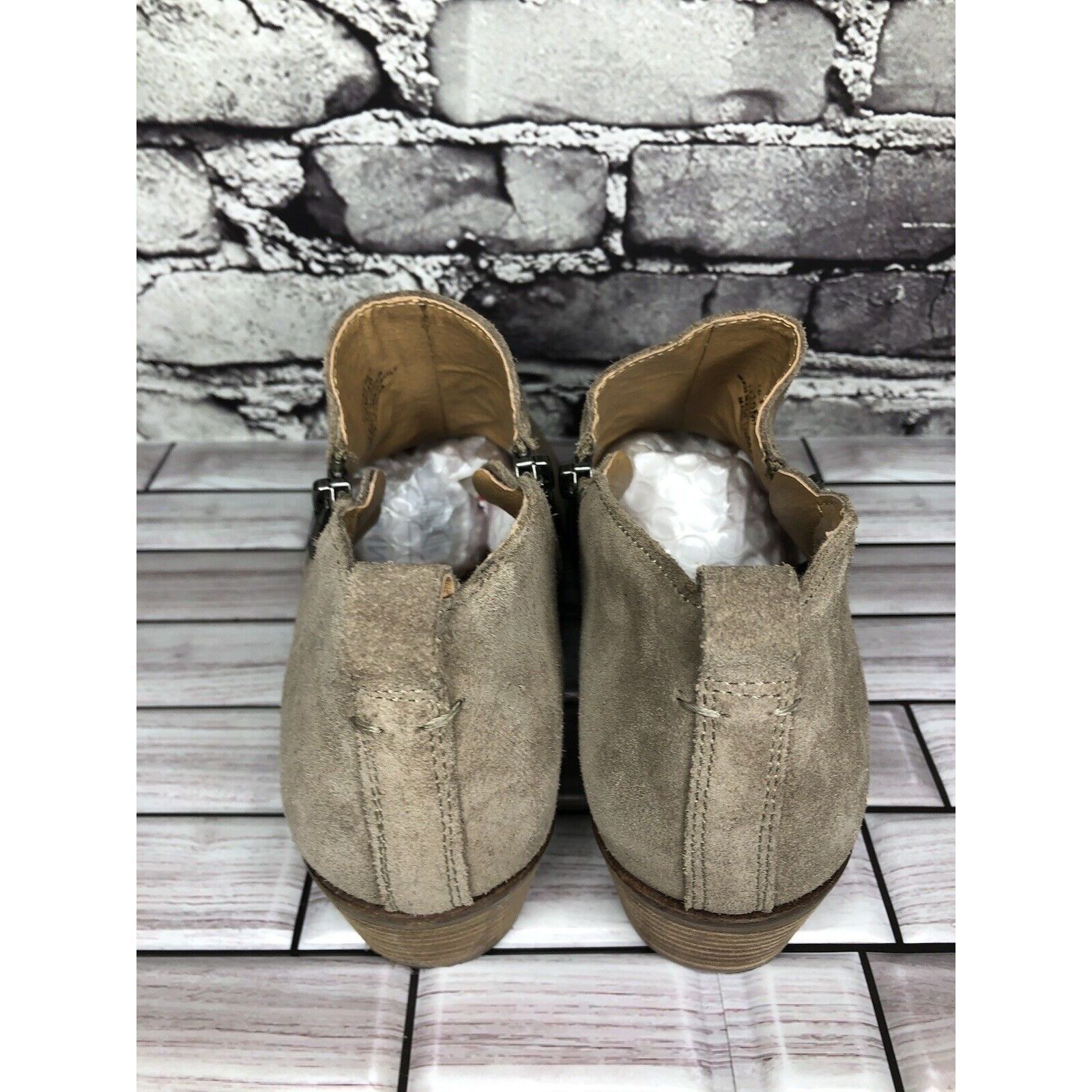 Lucky Brand Lucky Brand Fineses Taupe Suede Leather Double Zipper Heels Size US 10 / IT 40 - 17 Thumbnail