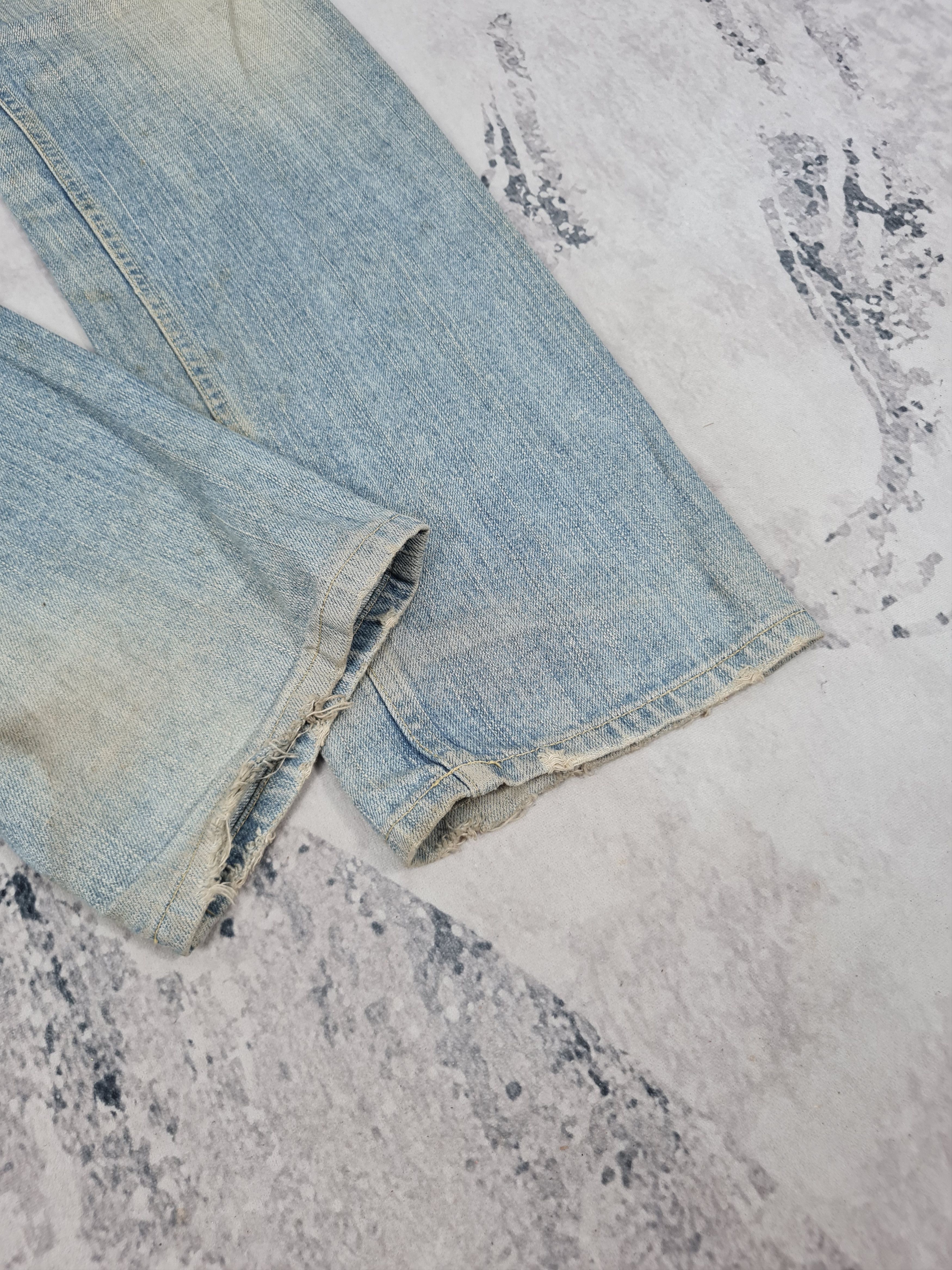 Levi's Vtg LEVIS Single Pocket Ripped Stain Jeans L0350 Size 34X33 Size US 34 / EU 50 - 9 Thumbnail