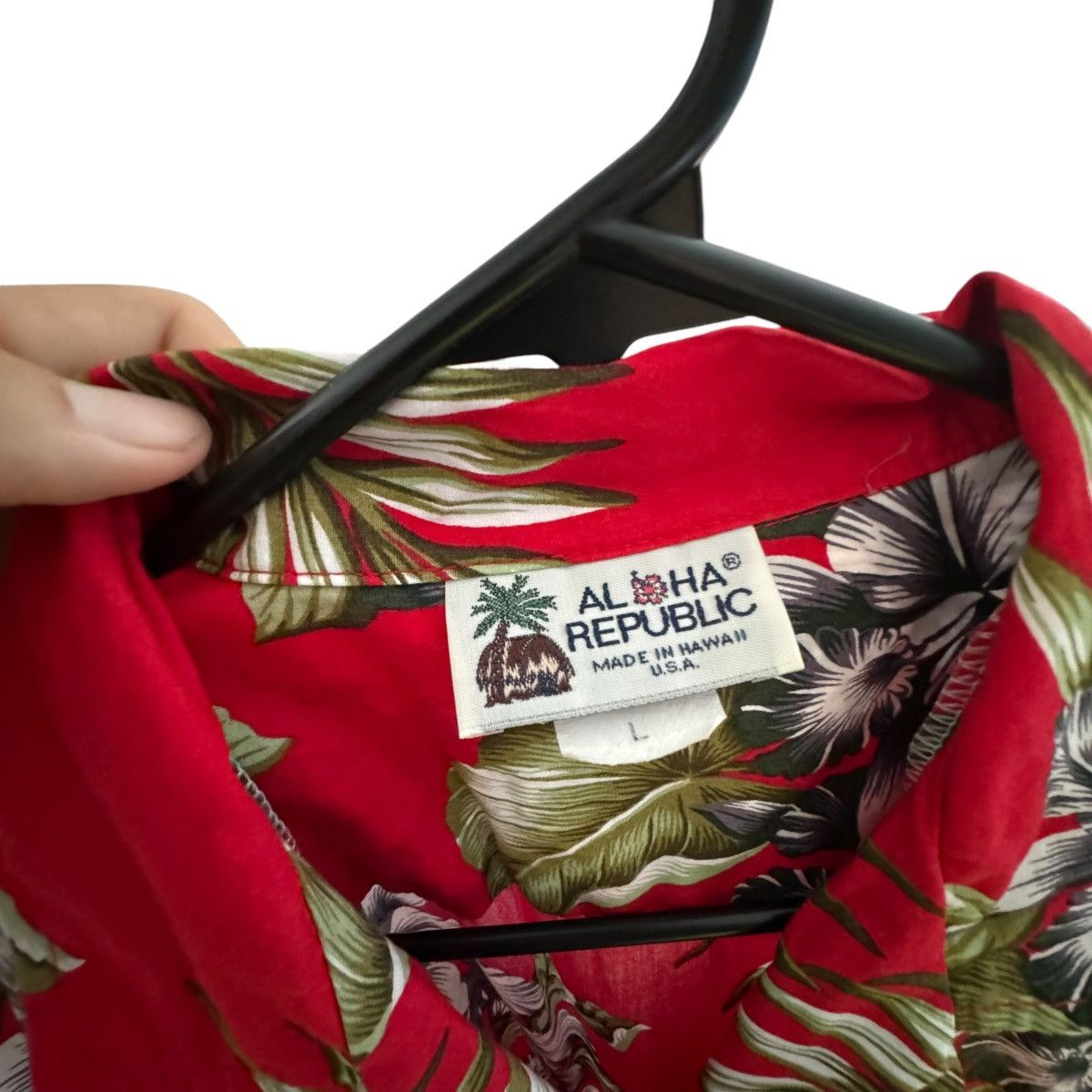 Vintage Red Hawaiian floral button down shirt made in usa Size US L / EU 52-54 / 3 - 3 Thumbnail