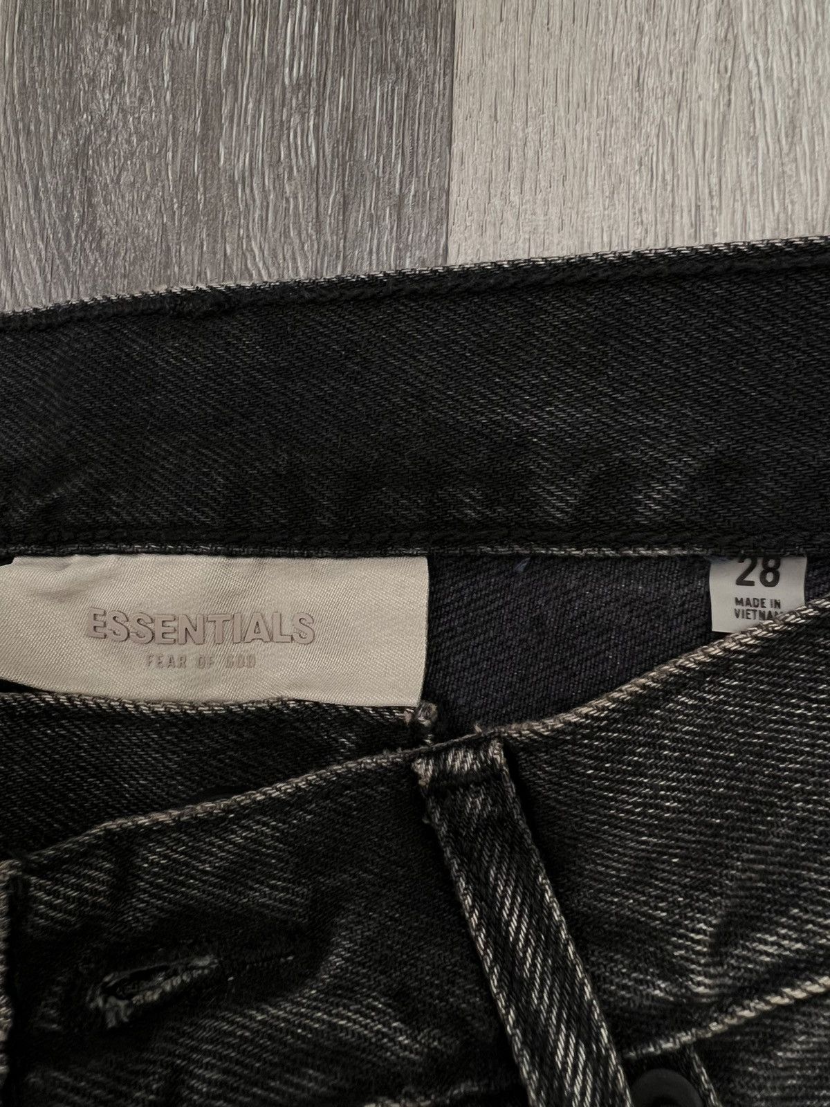 Essentials Fear of god essentials jeans size 28 color black Size US 28 / EU 44 - 3 Thumbnail