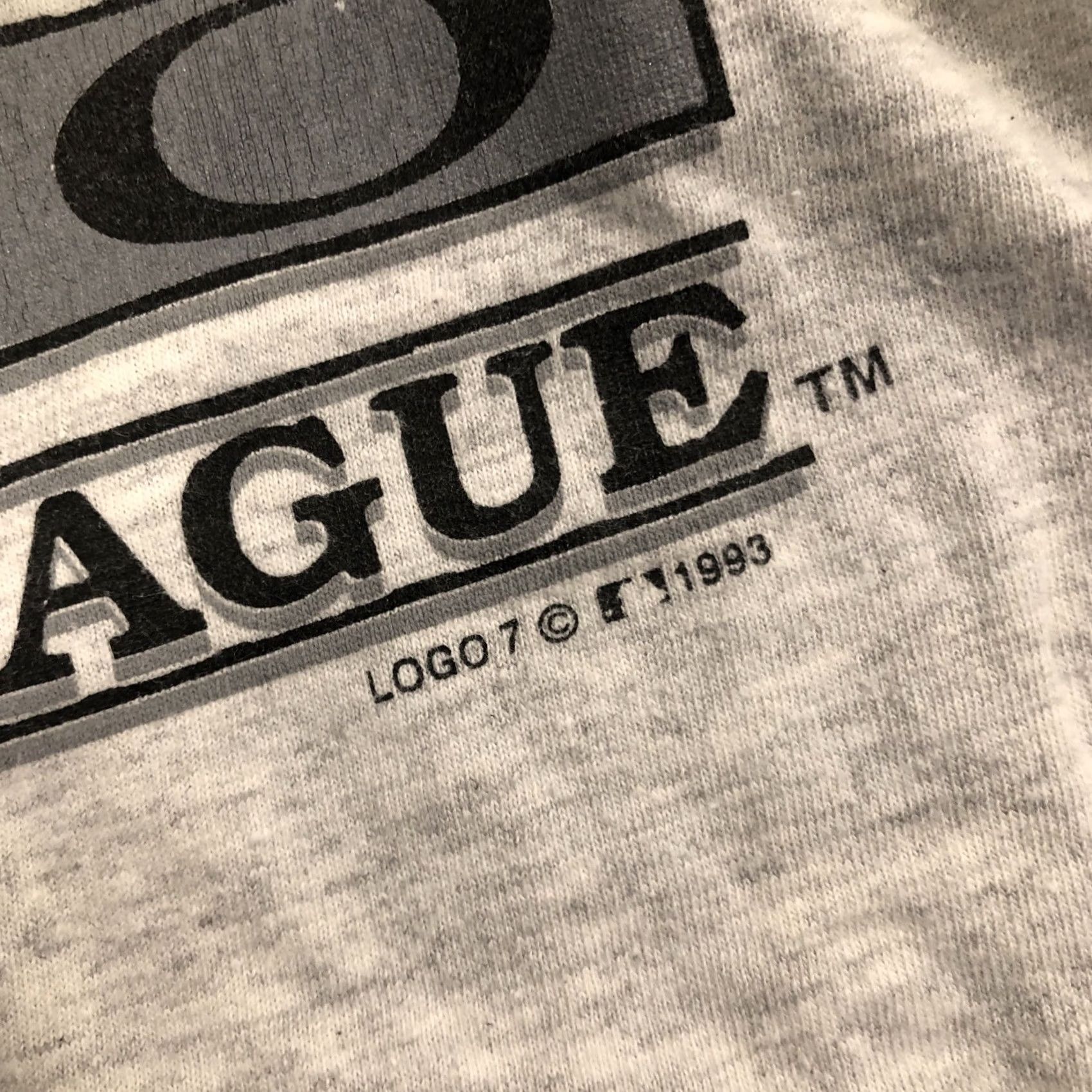Logo 7 VINTAGE Logo 7 90s Chicago White Sox Shirt XL USA Baseball MLB T-Shirt Gray Short Sleeve Crew Neck Logo Print Mens Adults Size US XL / EU 56 / 4 - 3 Thumbnail