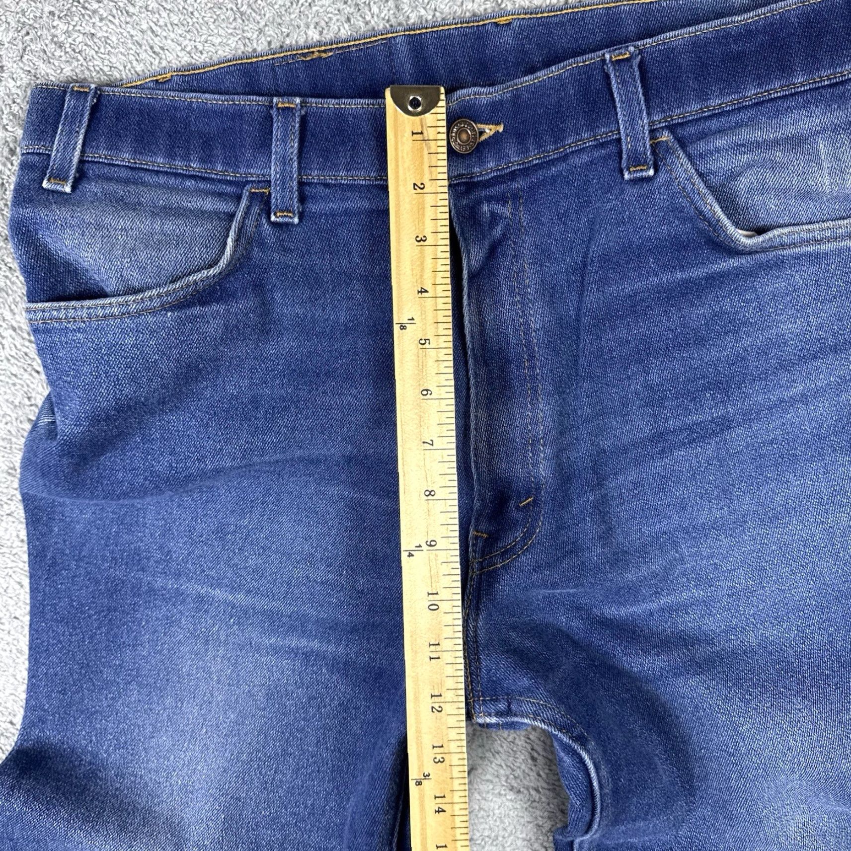 Levi's VINTAGE Levi's Jeans Mens 38x28 USA Made 1996 Action Jeans Bronze Tab Classiccore需求 Size US 38 / EU 54 - 4 Thumbnail