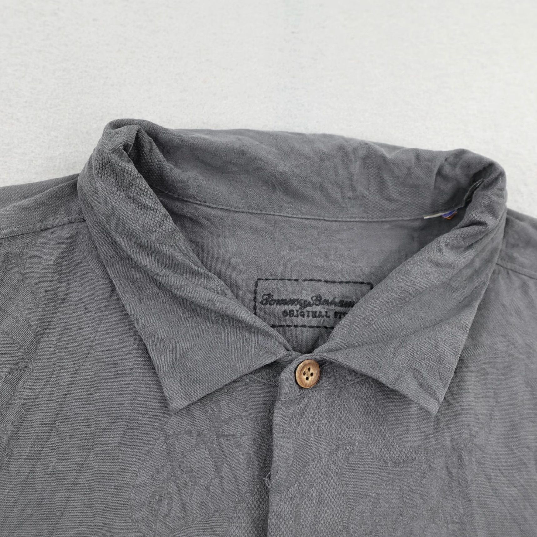 Tommy Bahama TOMMY BAHAMA Shirt Mens 3XL Gray Silk Embroidered V Sattui Winery Tropical Beach Classic Button-Up Size US XXL / EU 58 / 5 - 3 Thumbnail