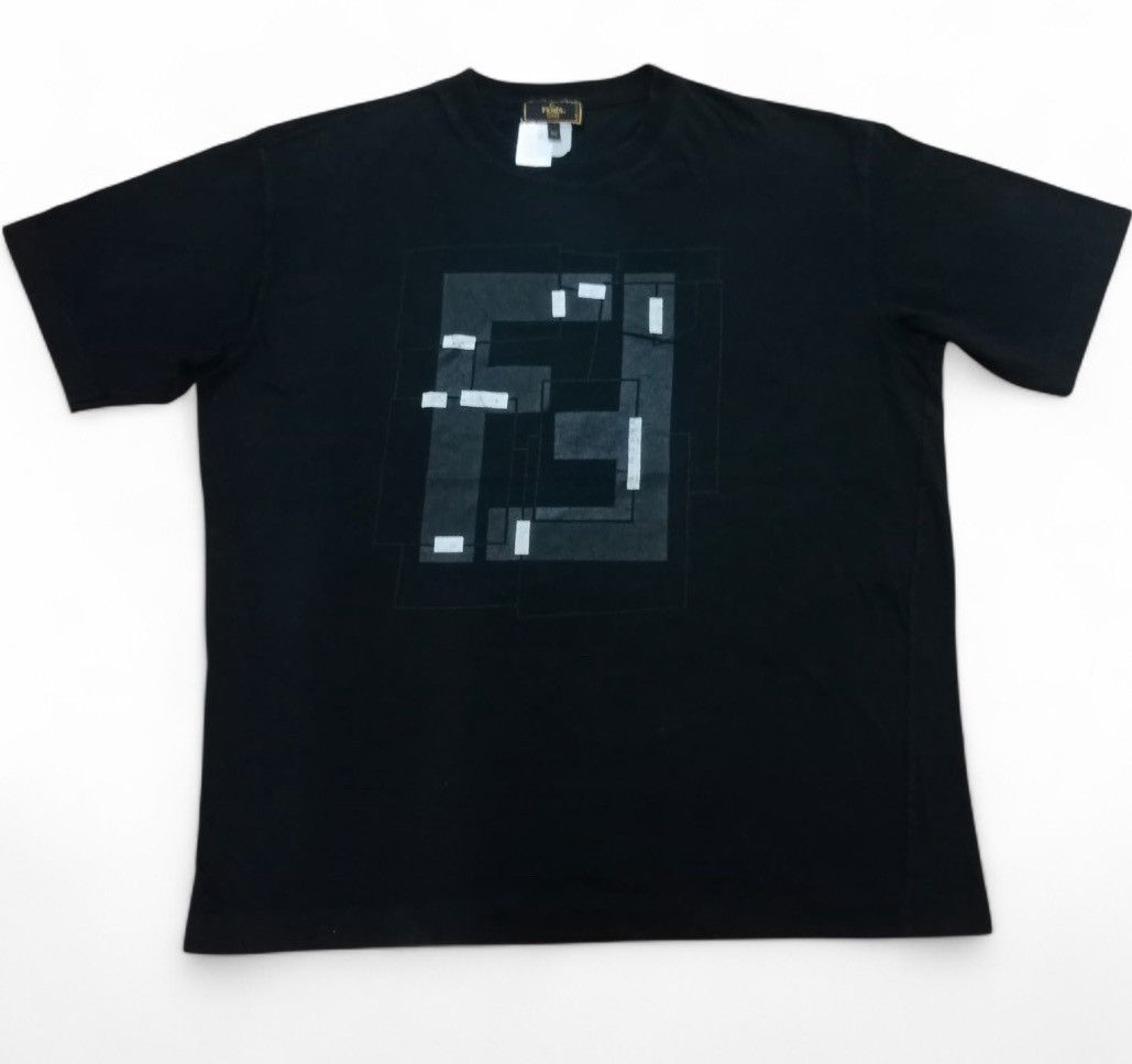 Fendi Fendi Logo Tee Size US XL / EU 56 / 4 - 1 Thumbnail