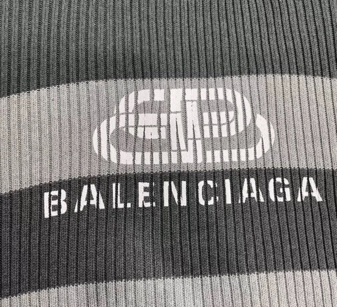 Balenciaga Balenciaga back lock logo gray white striped sweater Size US S / EU 44-46 / 1 - 3 Thumbnail