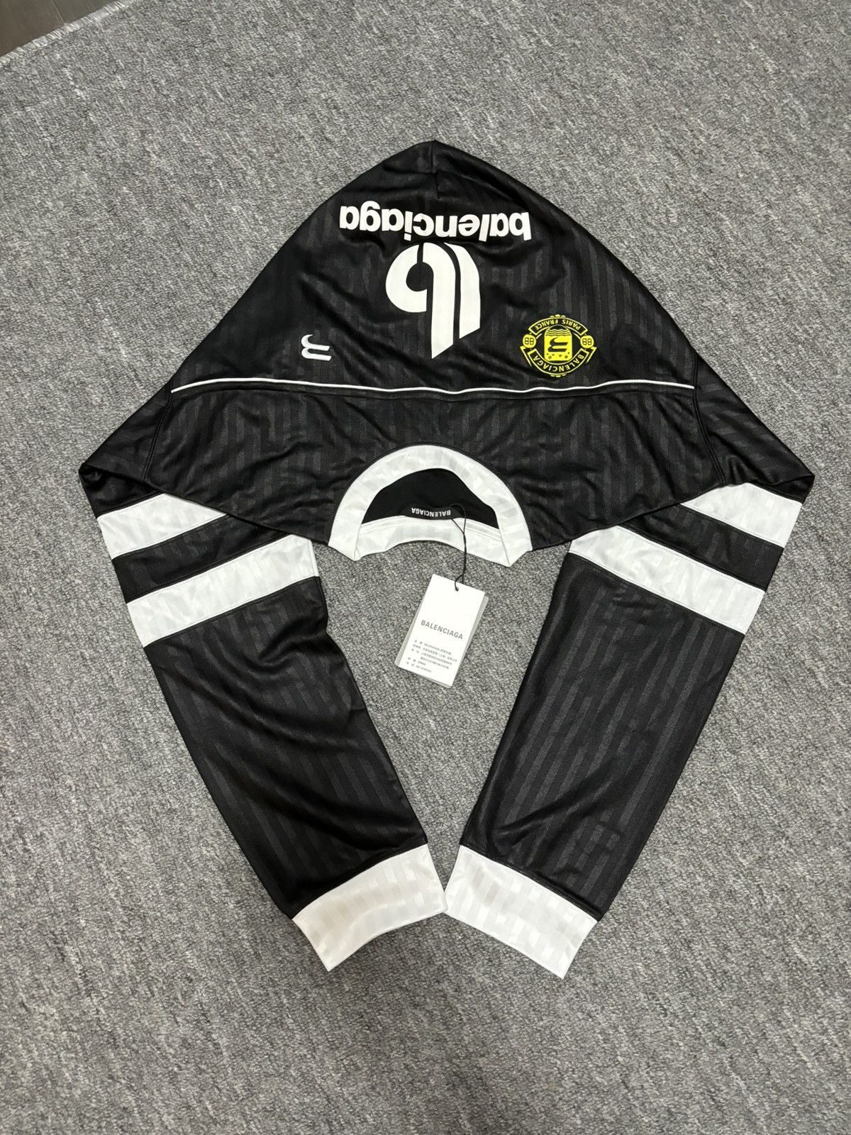 Pre-owned Balenciaga Soccer Scarf Hat In Black