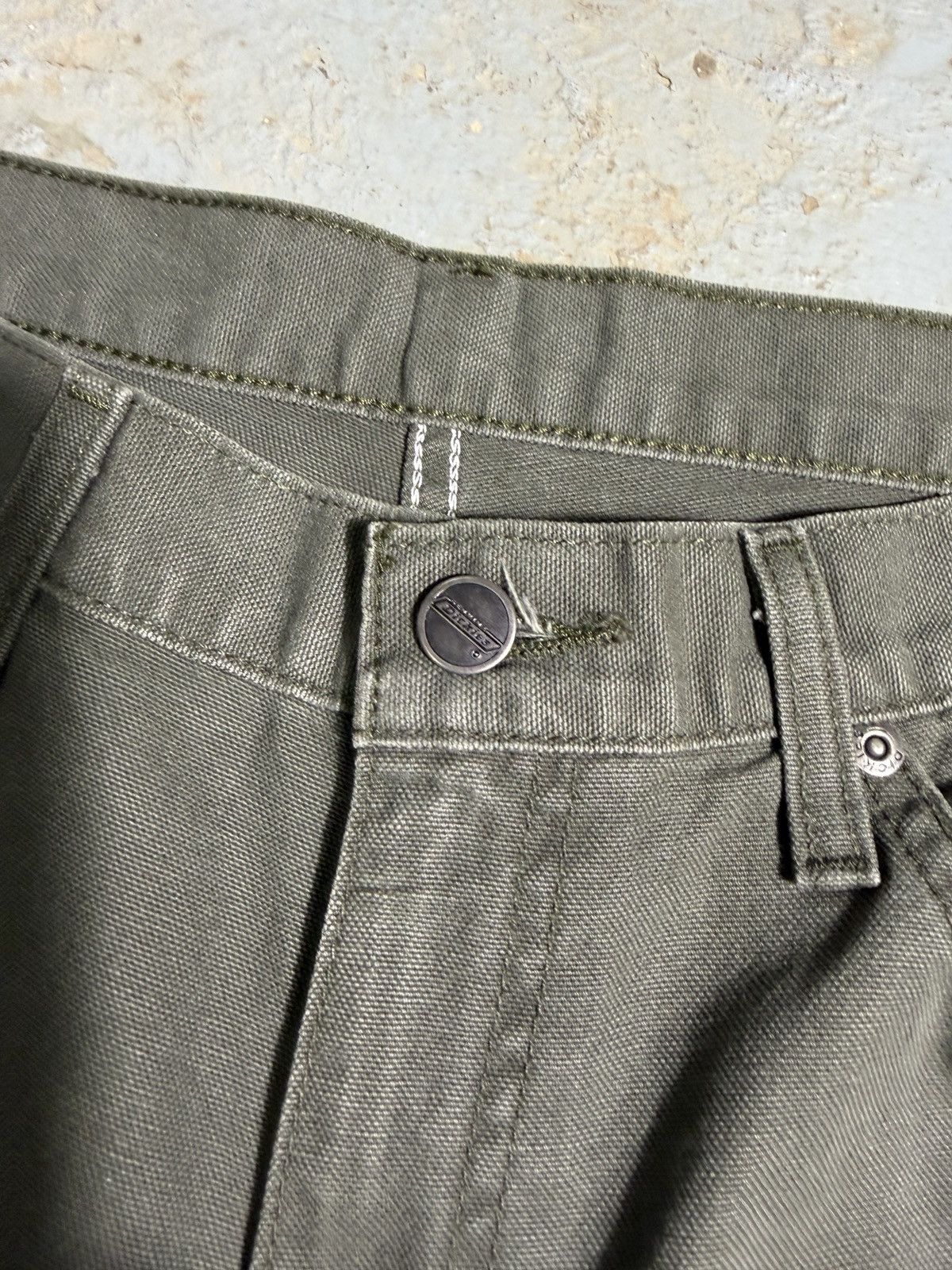 Dickies Dickies olive green Cargo Shorts Size US 32 / EU 48 - 3 Thumbnail