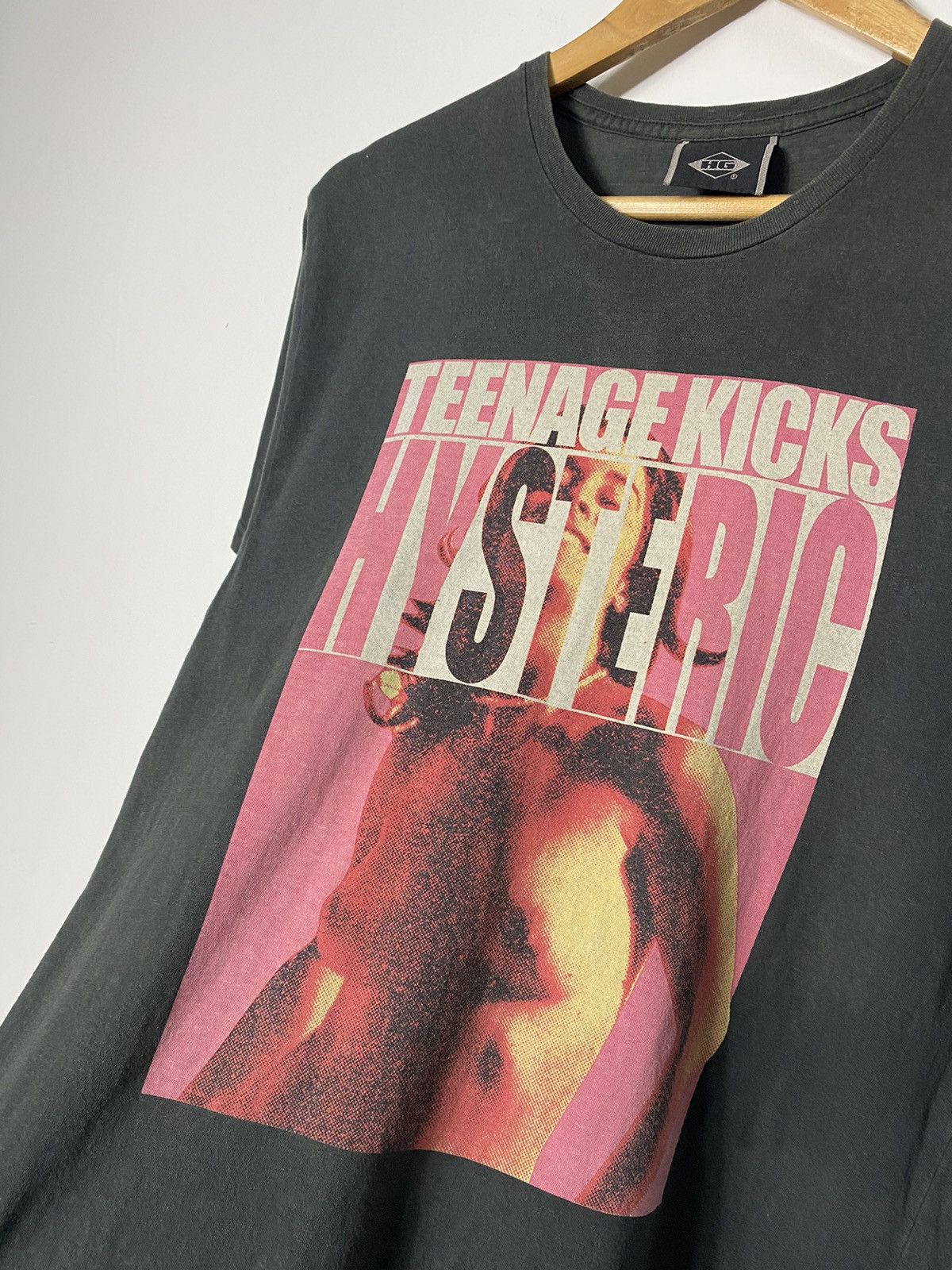 Hysteric Glamour Hysteric Glamour Sexy Chick T-shirt Size US M / EU 48-50 / 2 - 2 Thumbnail