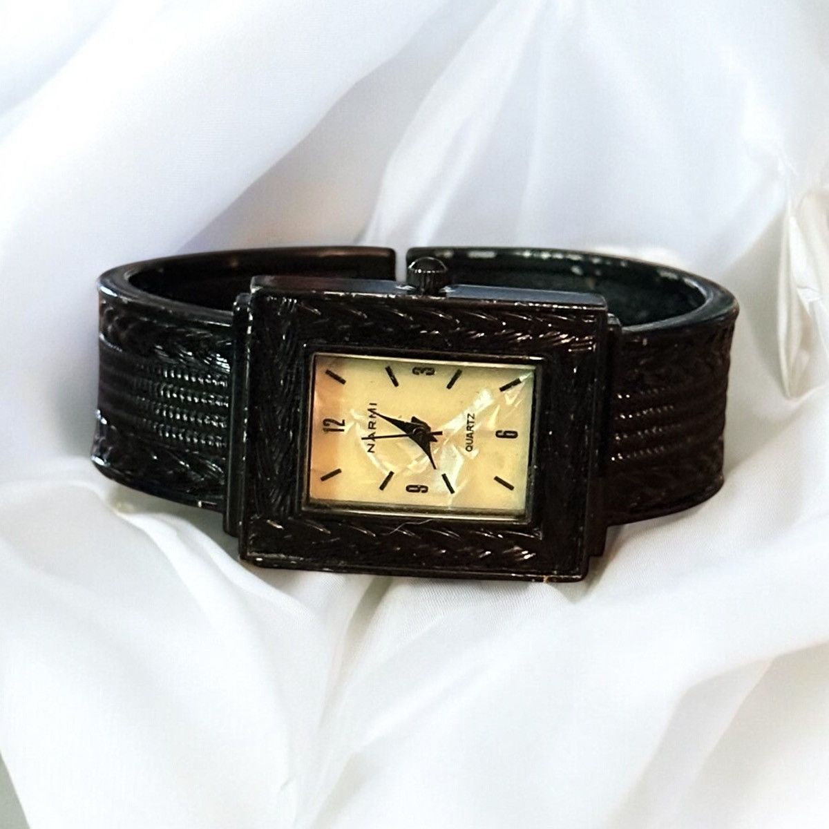Narmi Black Quartz Cuff Watch, Women's