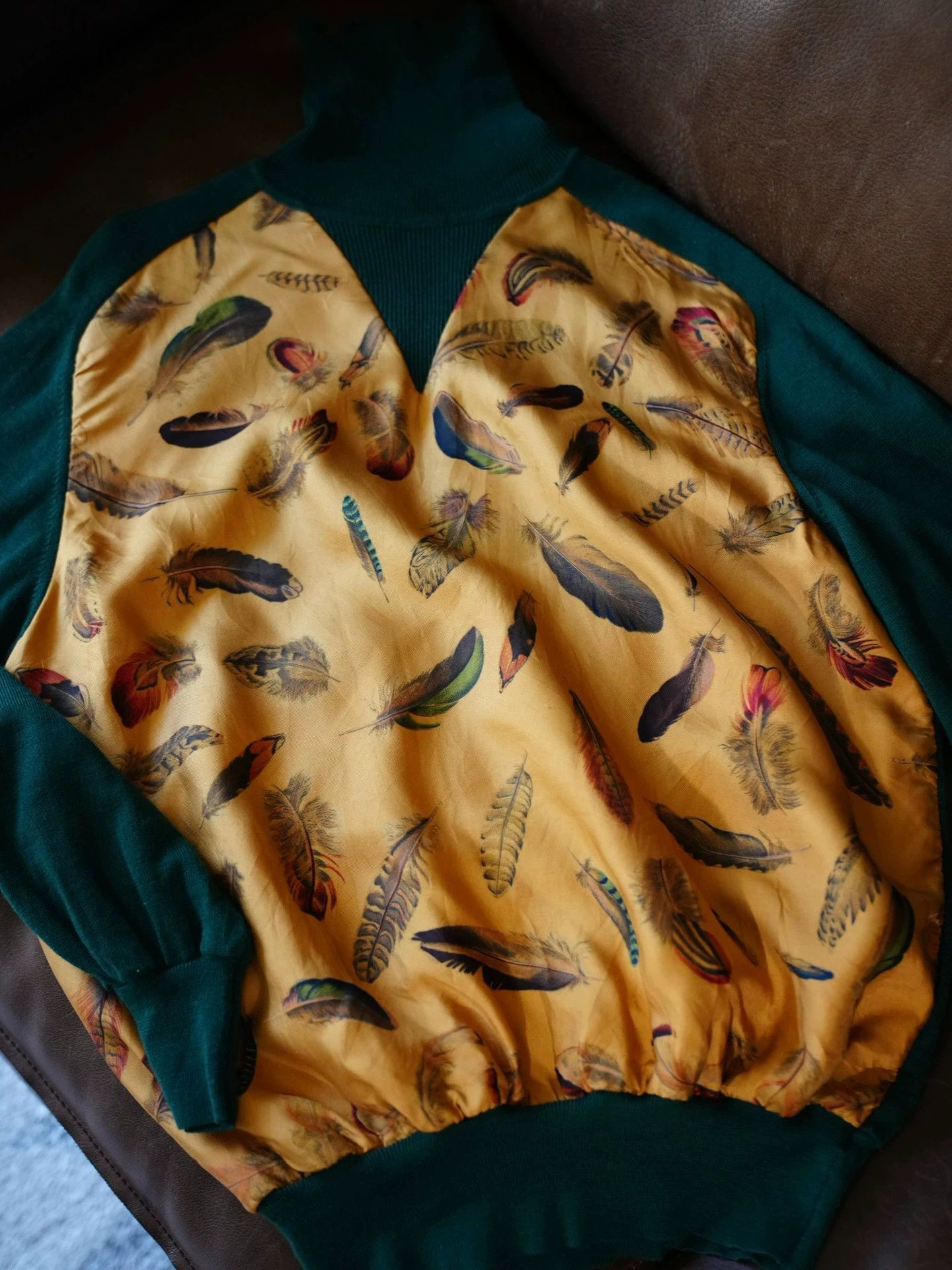 Hermes Hermes Plumes Silk Printed Sweater Emerald & Ginger Size M / US 6-8 / IT 42-44 - 3 Thumbnail