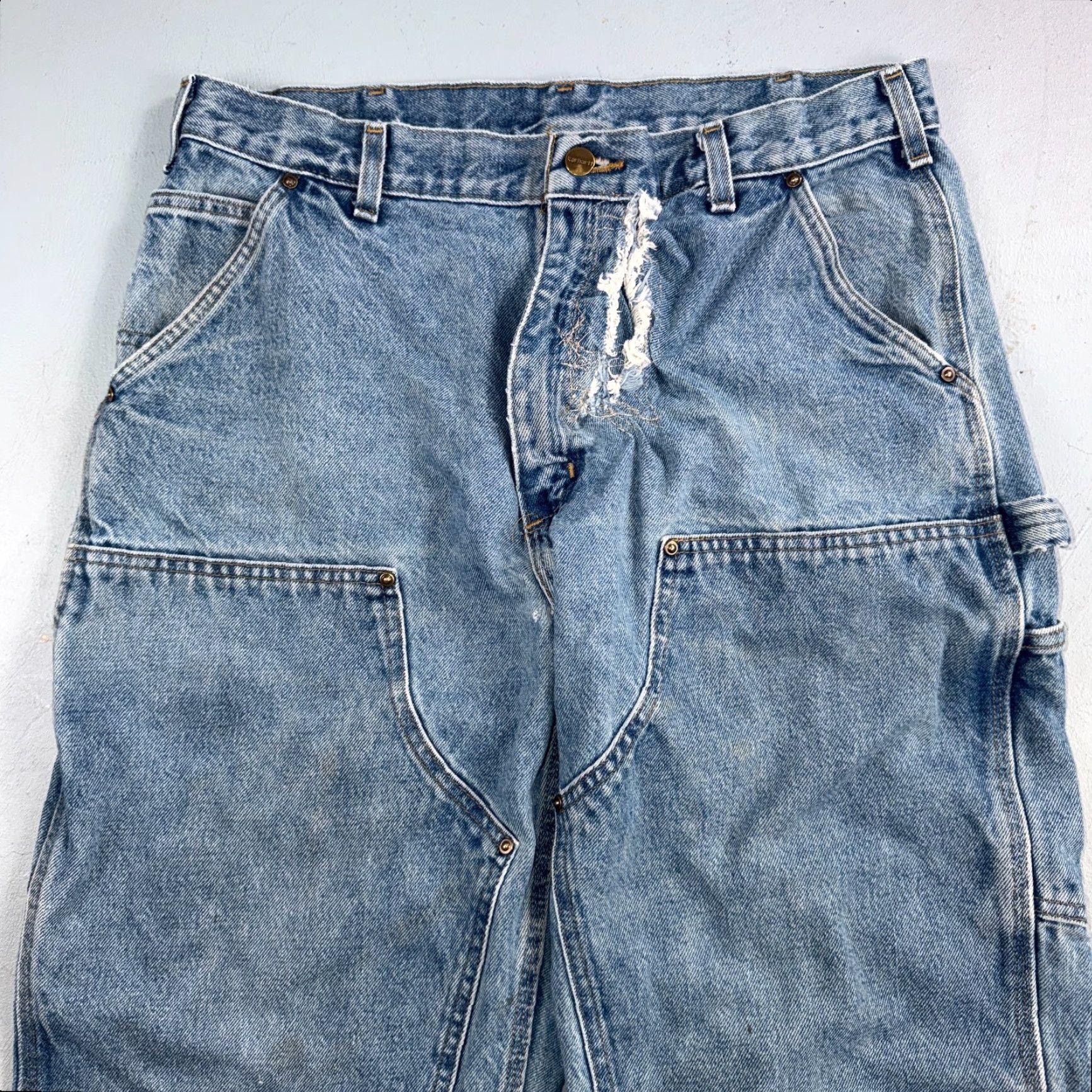 Carhartt VTG Carhartt Jeans Men’s DST 36x32 Double Knee Denim Workwear Thrashed Blue 5-Pocket Logo US Theme Carhartt Vintage Regular Size 36 Mens Jeans Size US 36 / EU 52 - 2 Thumbnail
