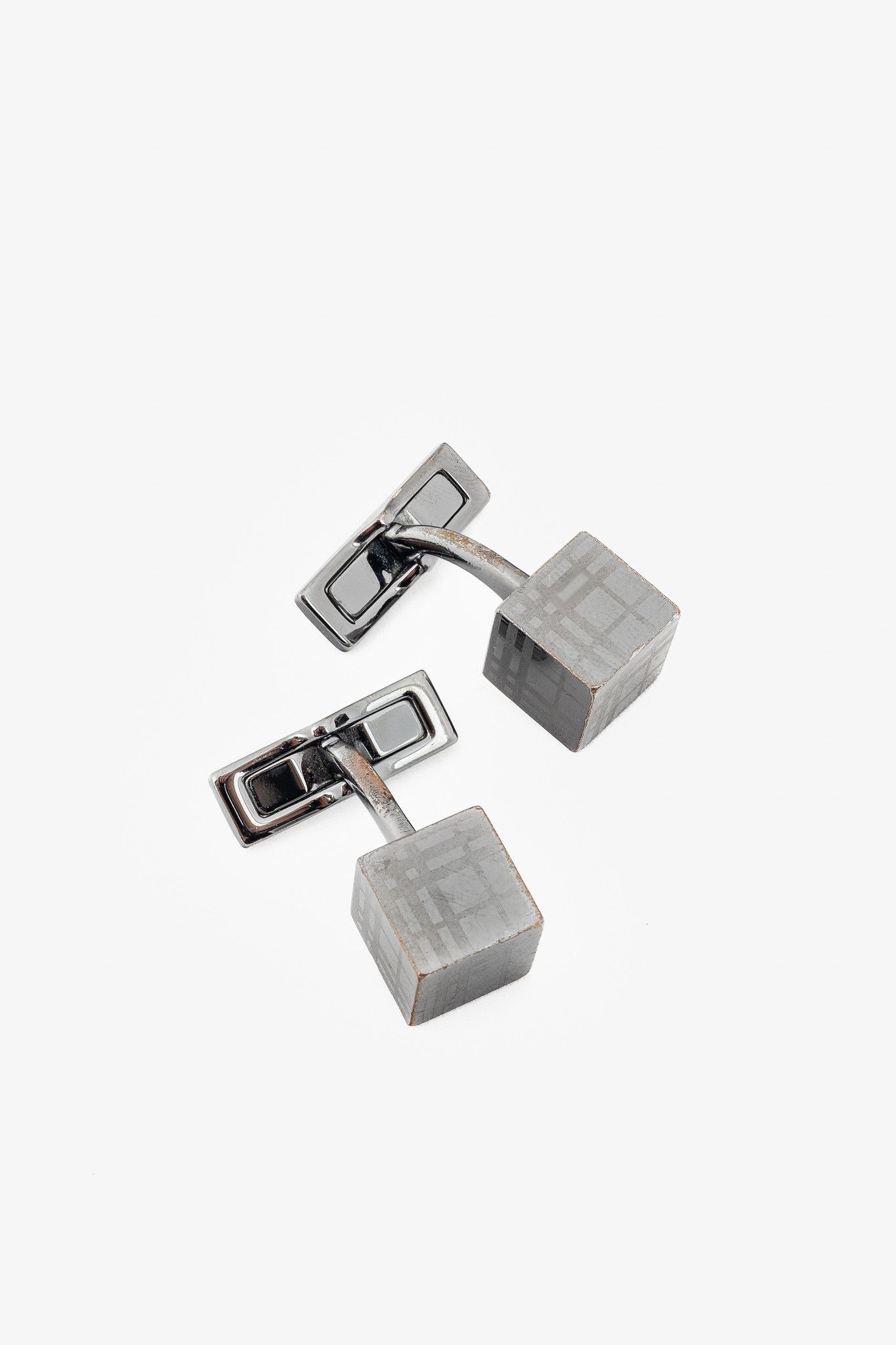 Burberry Burberry Gunmetal Check Cube Cufflinks Size ONE SIZE - 1 Thumbnail