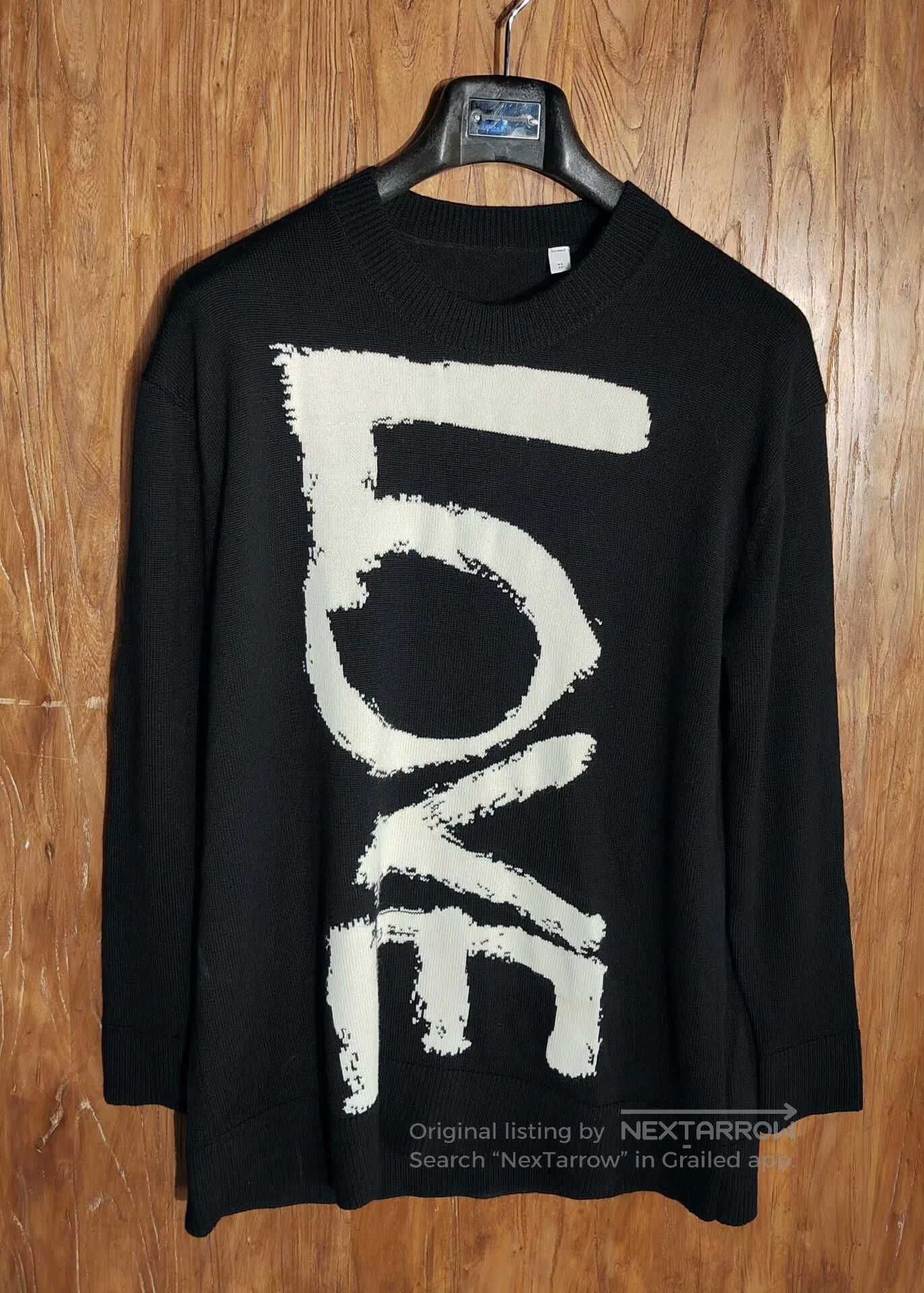 Burberry Burberry Love Series Black Sweater. Size US XS / EU 42 / 0 - 1 Thumbnail