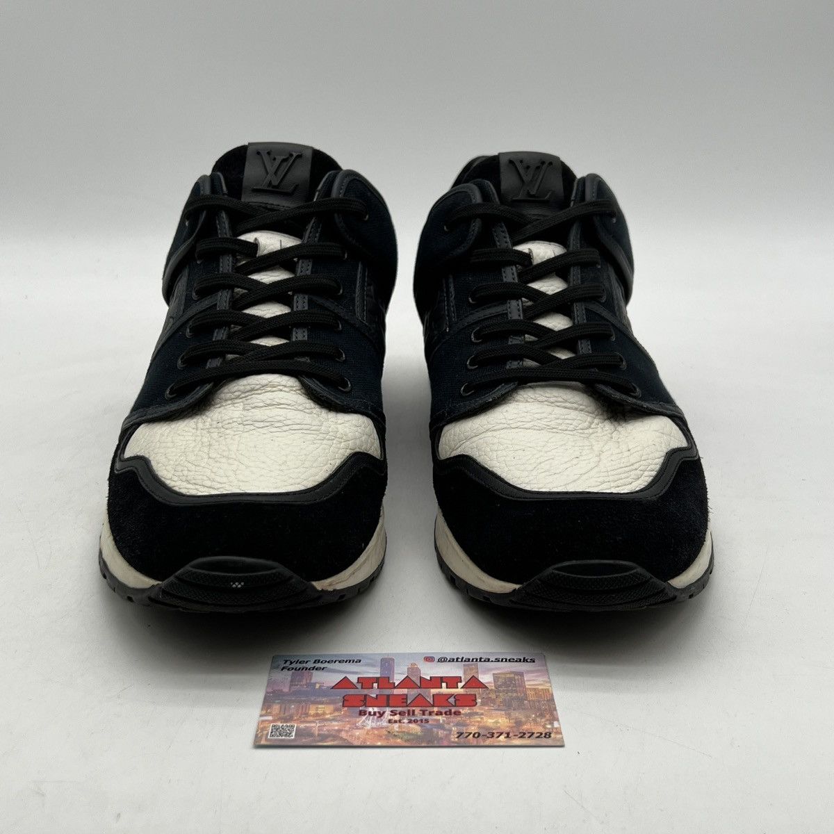 Louis Vuitton LOUIS VUITTON LOW TOP SNEAKER MONOGRAM Size US 13 / EU 46 - 2 Thumbnail